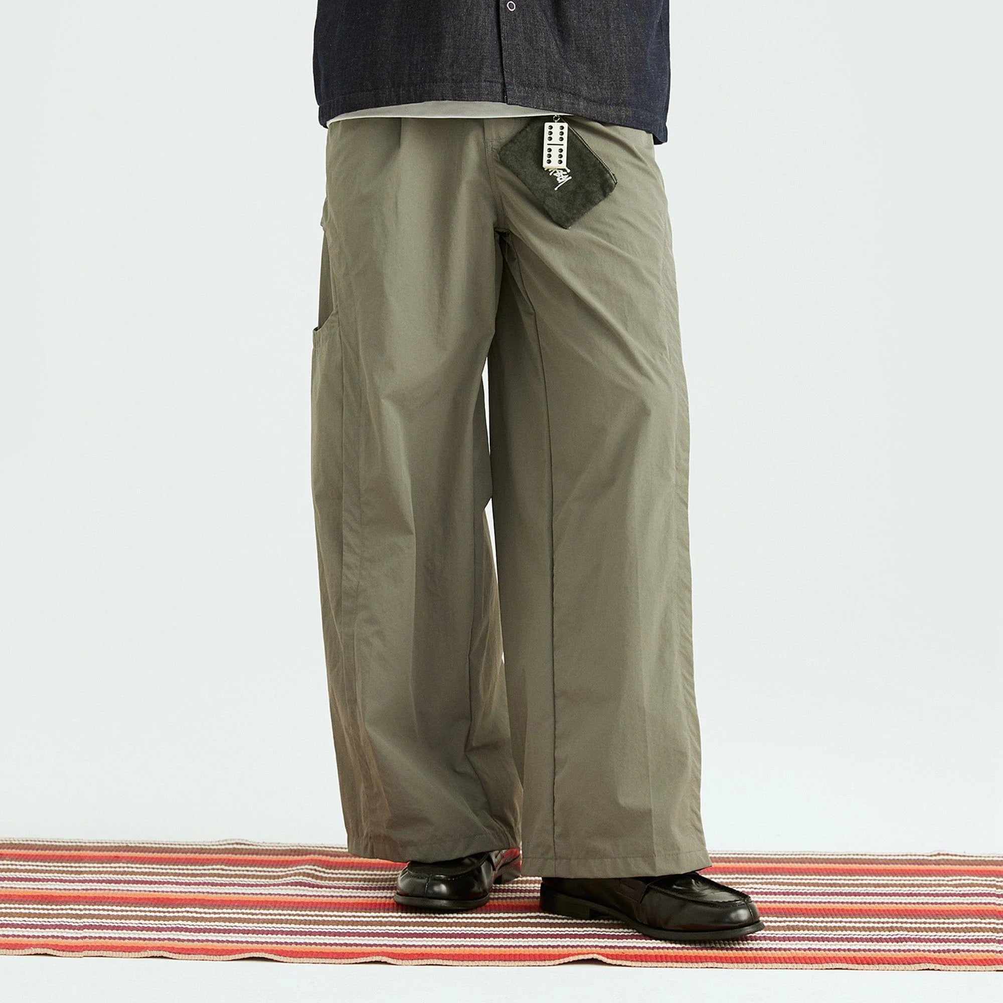 ONADAILYBASIS Curved-Pocket Paneled Utility Pants