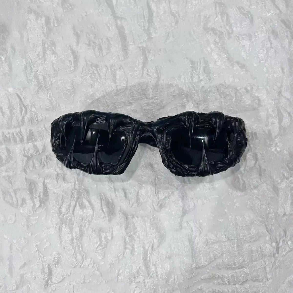 Pi0neeR Venom Melt Dripped Resin Sunglasses Black