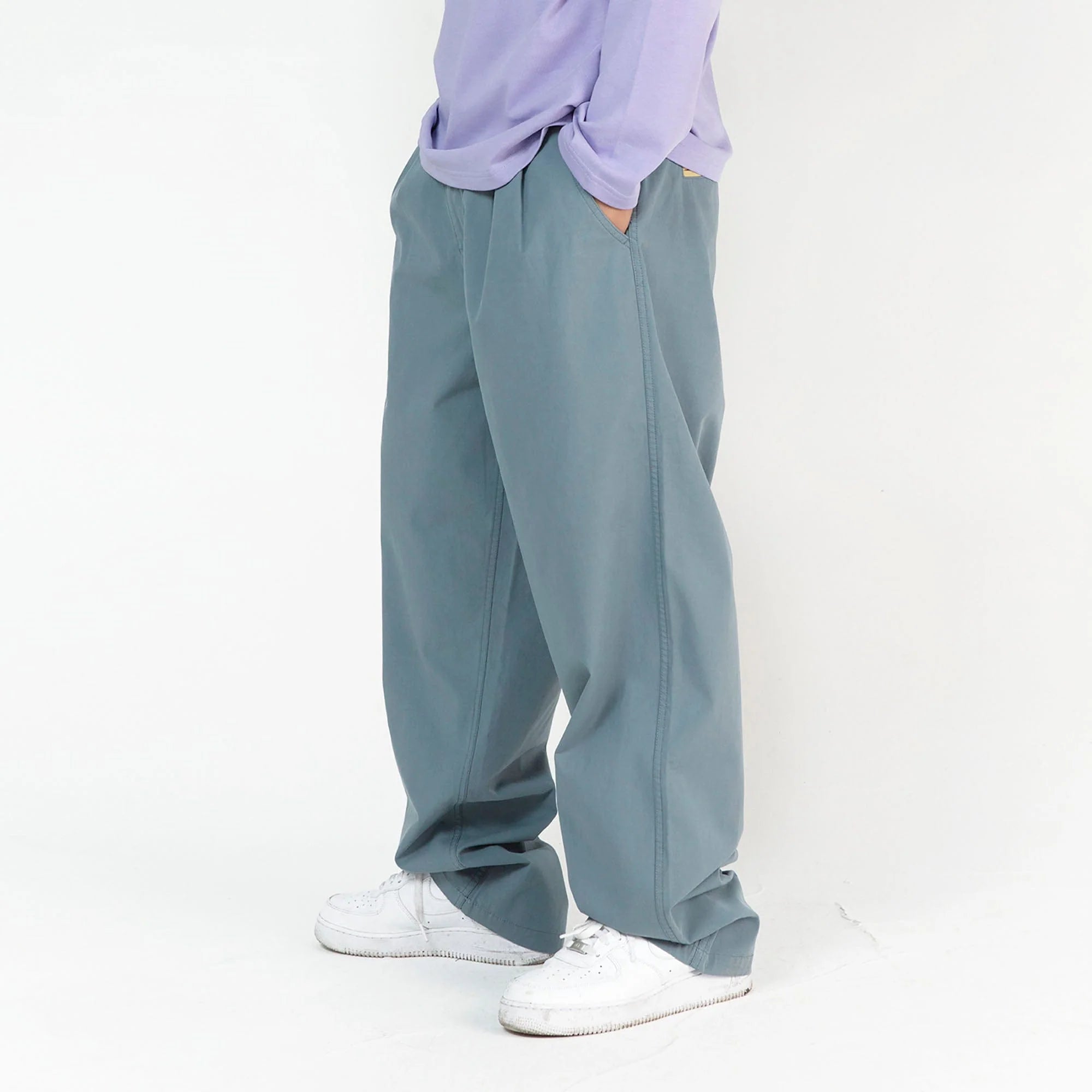 NERHI Essential Pleated Pants