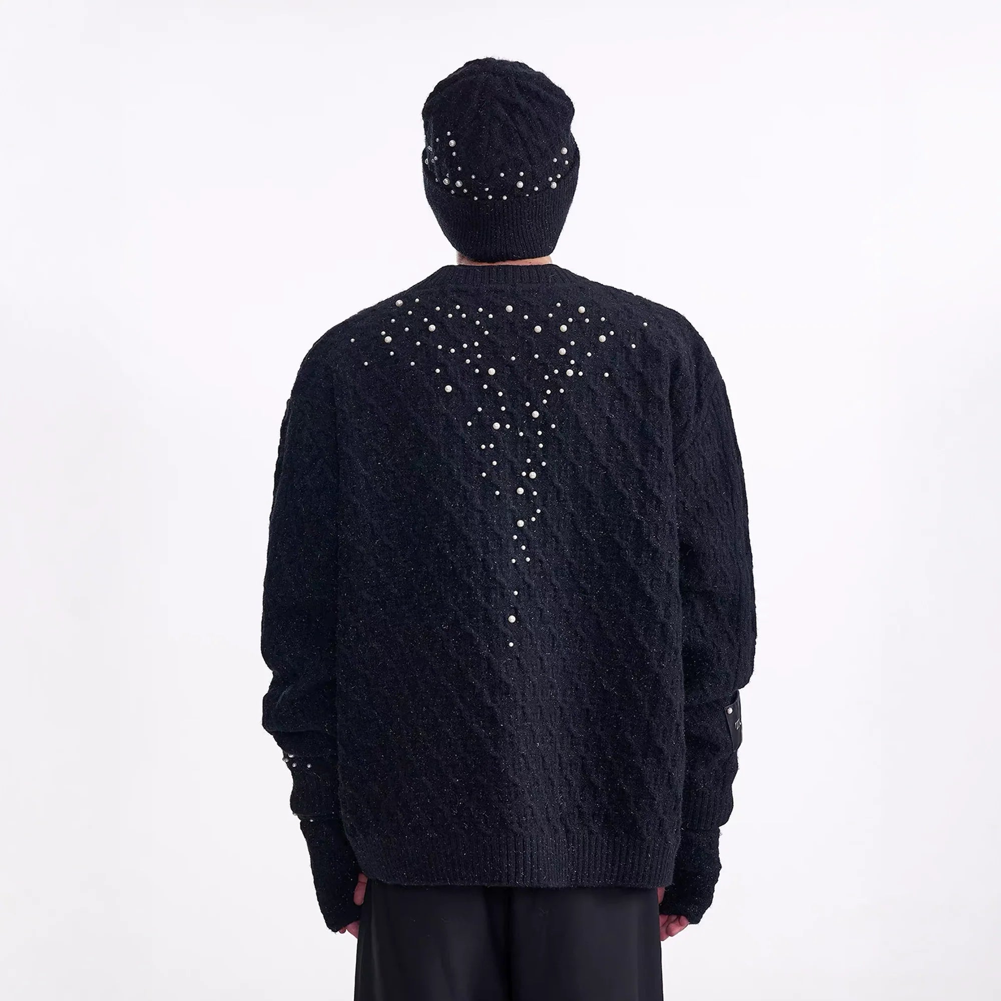 TIWILLTANG Pearl-Embellished Cable Knit Cardigan