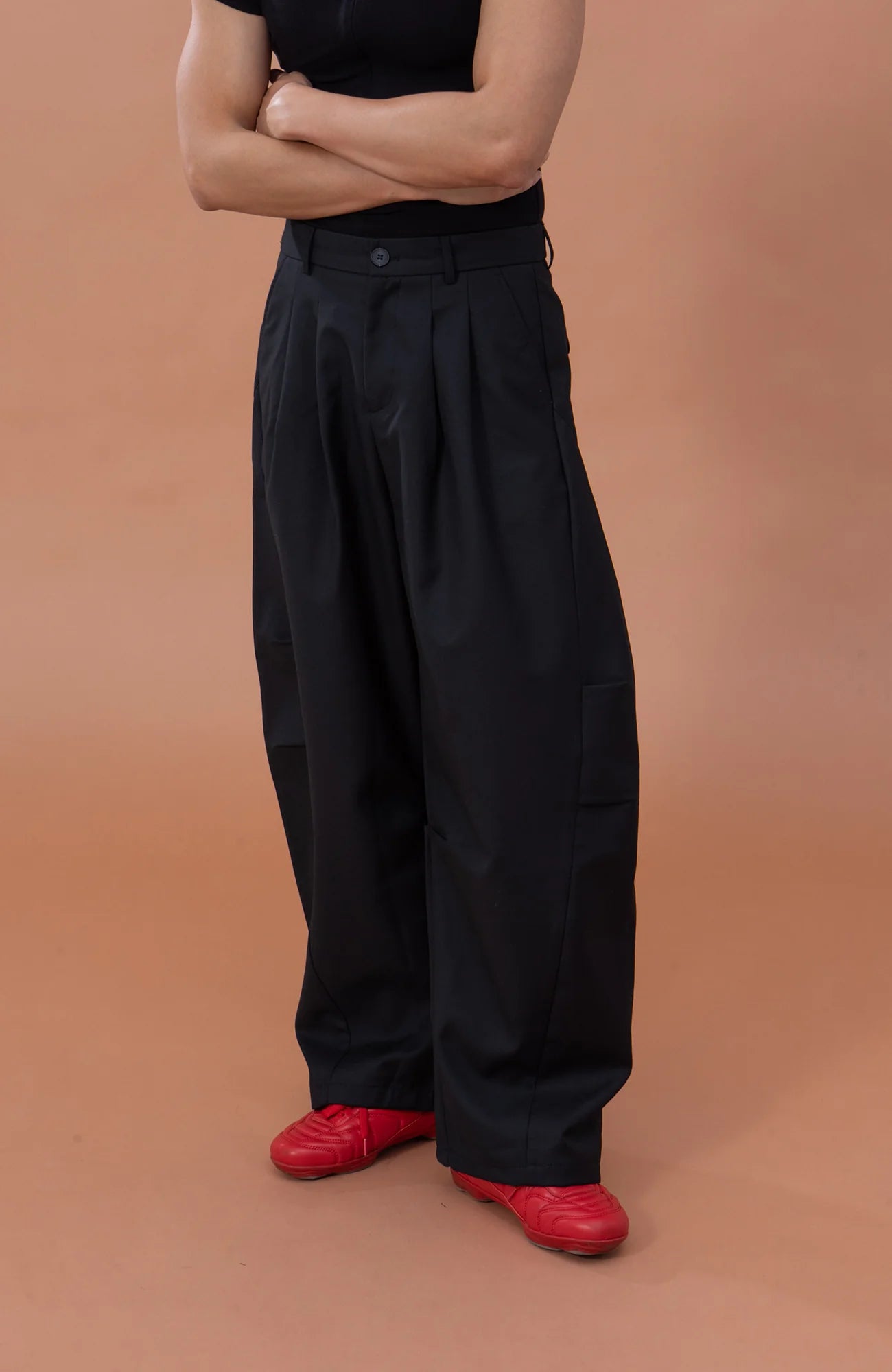 CLP Essential Pleat Curved-Leg Trousers