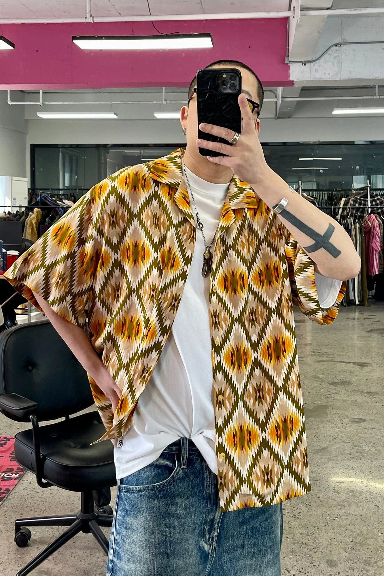 ME DA IGUAL Geometric Full-Print Button-Up Half Shirt