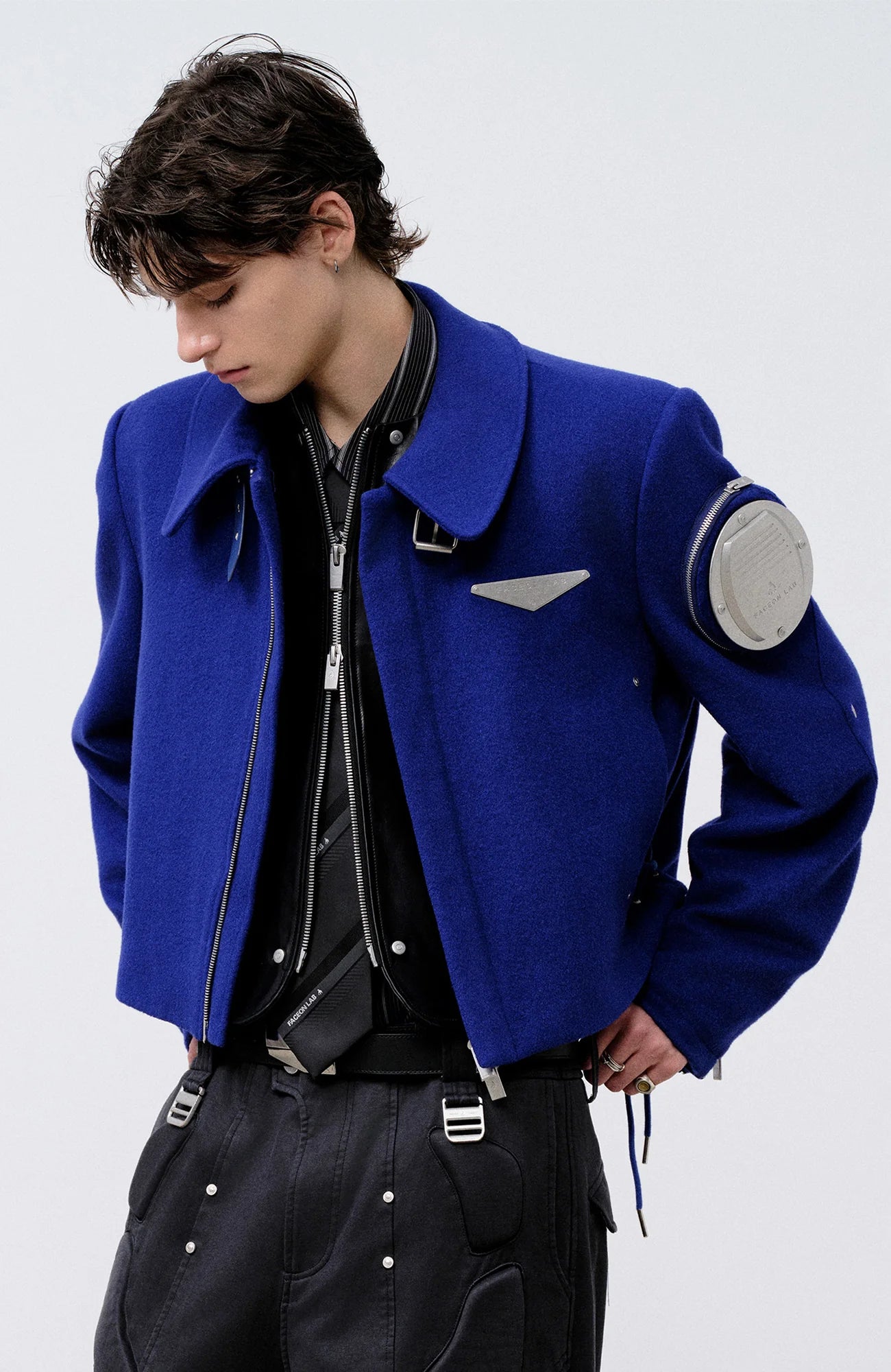 FACEONLAB Arm-Patched Cropped Naval Jacket Blue