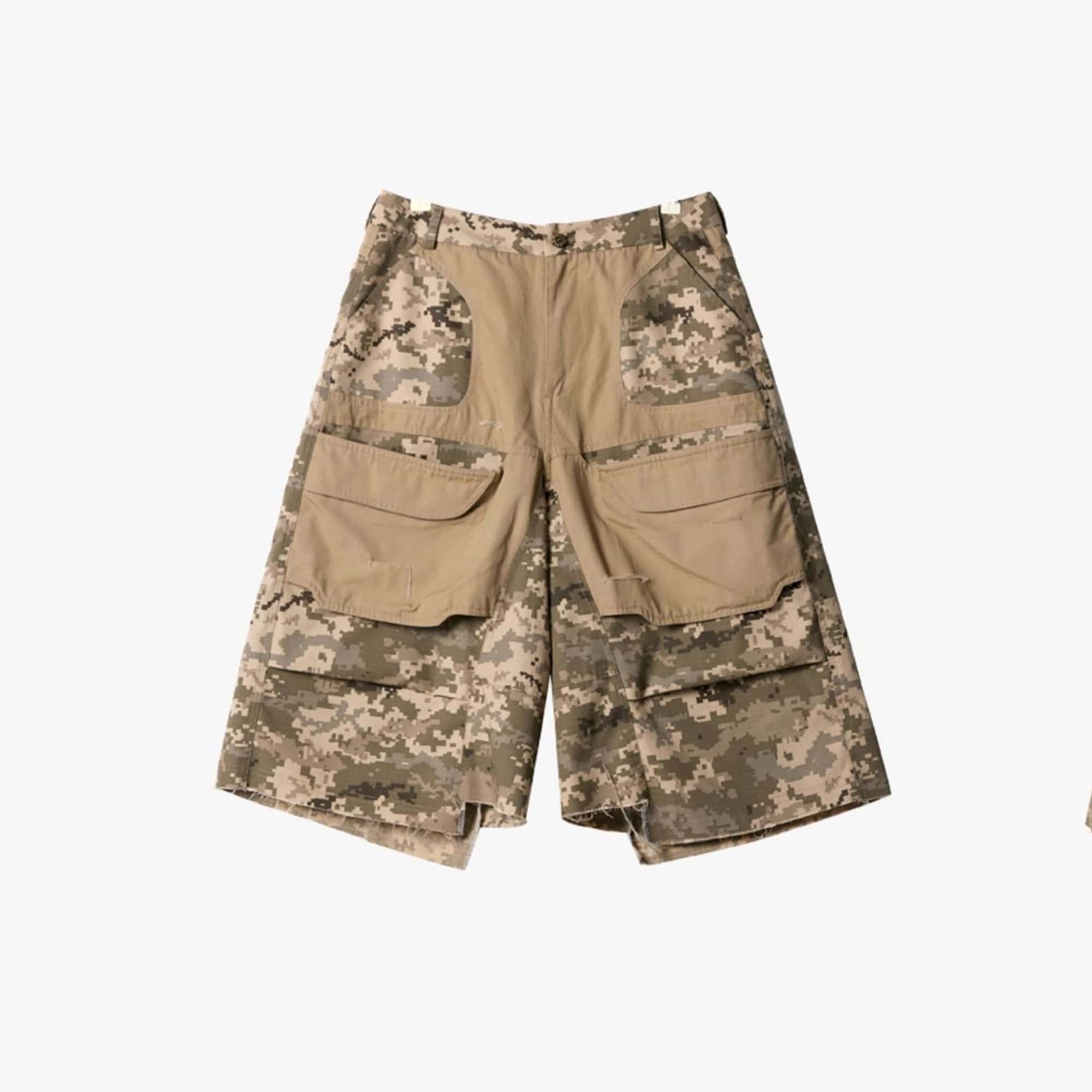 ERROR CODE ROBOT Washed Paneled Frayed-Hem Camo Cargo Shorts