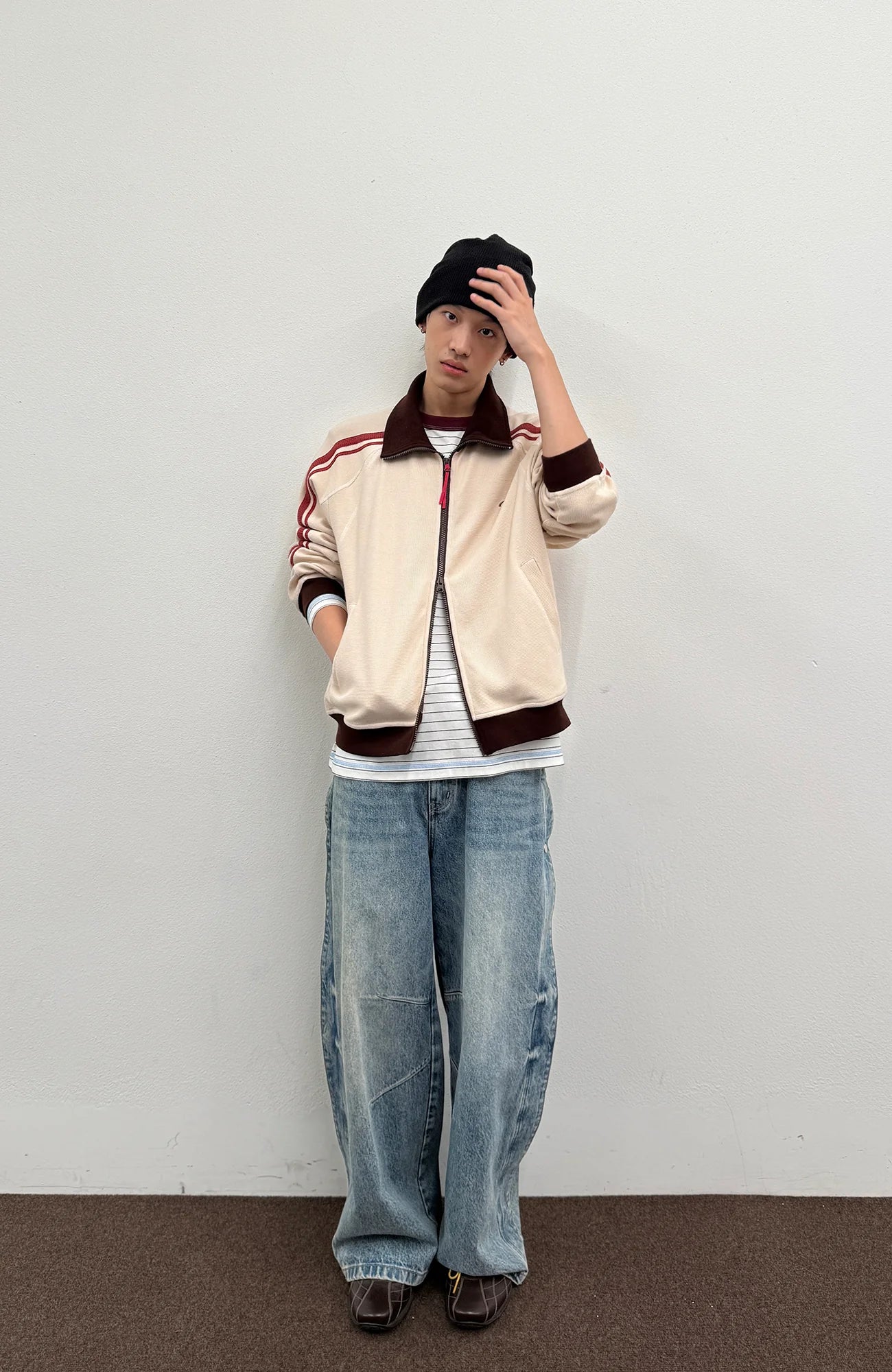 ROARINGWILD A ARCH Retro Stripe Raglan Track Jacket