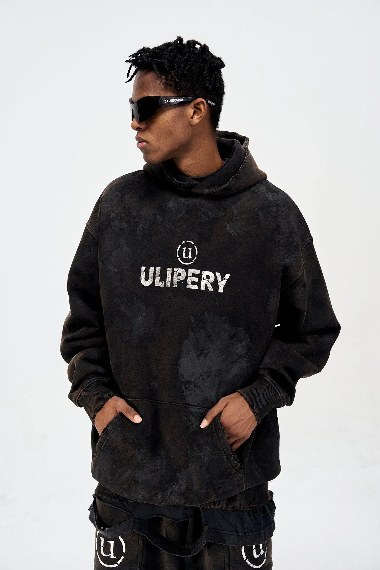 ULIPERY LOGO Mud-Wash Frayed Hoodie