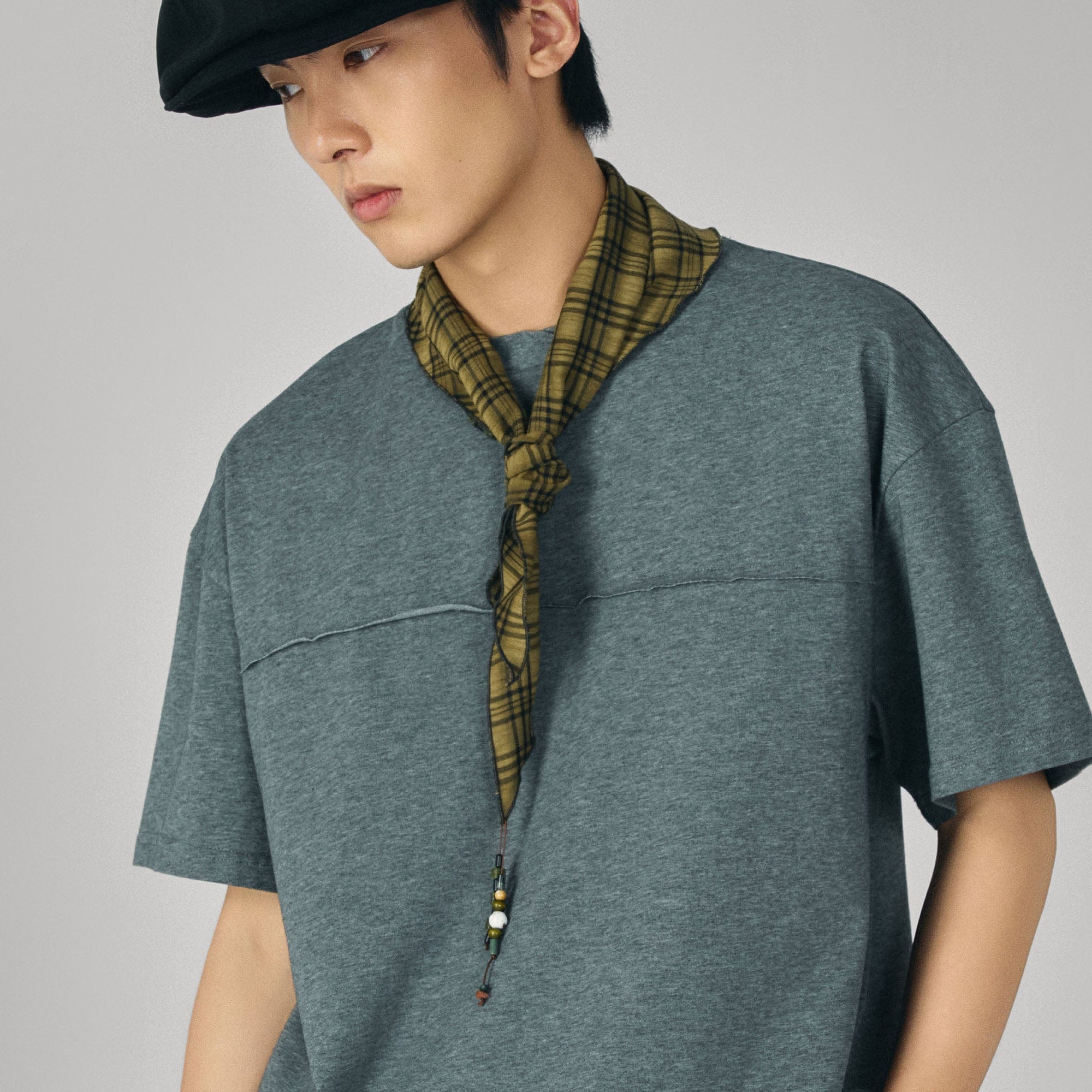 GONGHE REPUB Checked Beaded Pendant Scarf