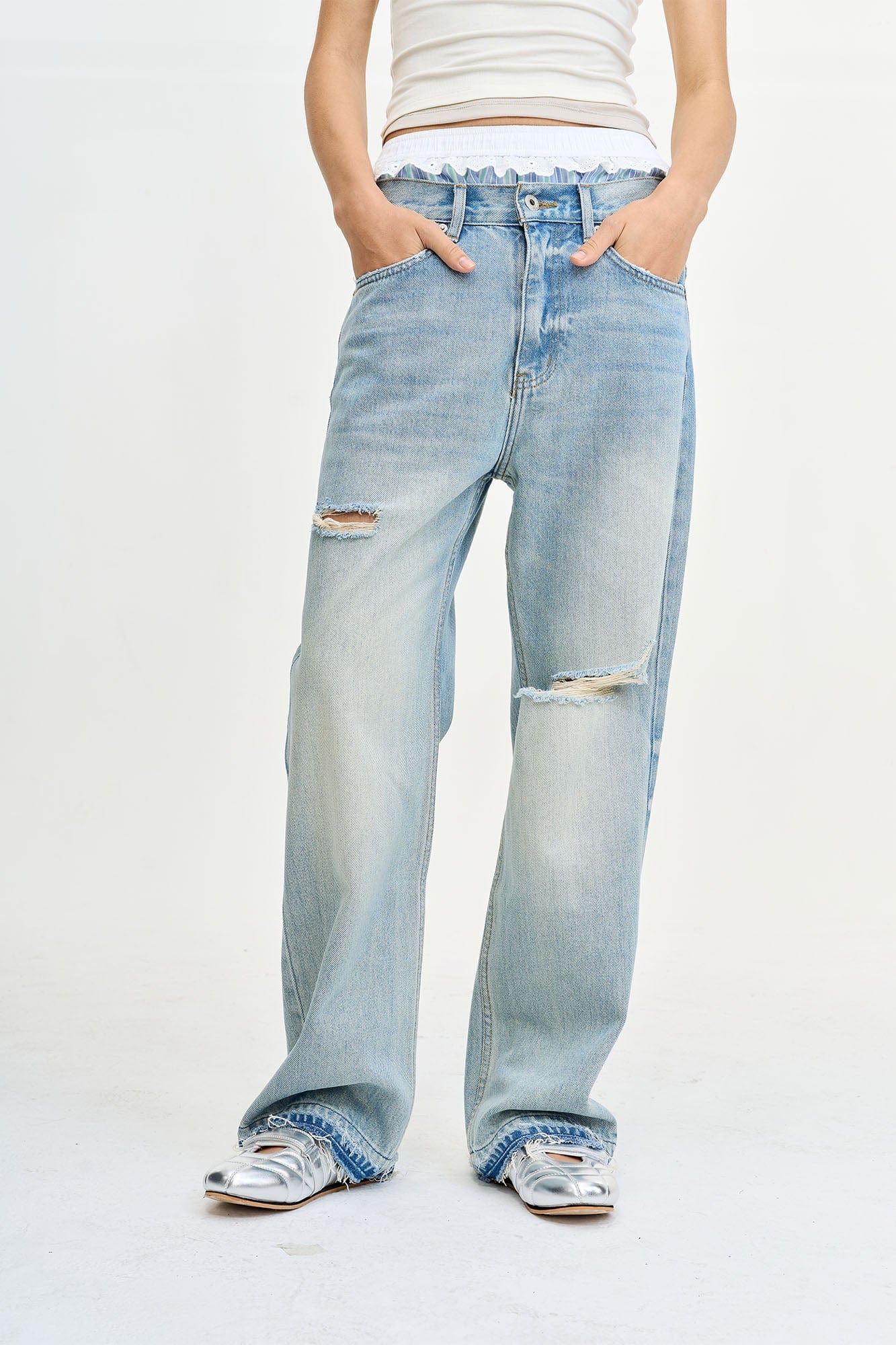 LEONSENSE Washed Ripped Frayed Straight-Leg Jeans