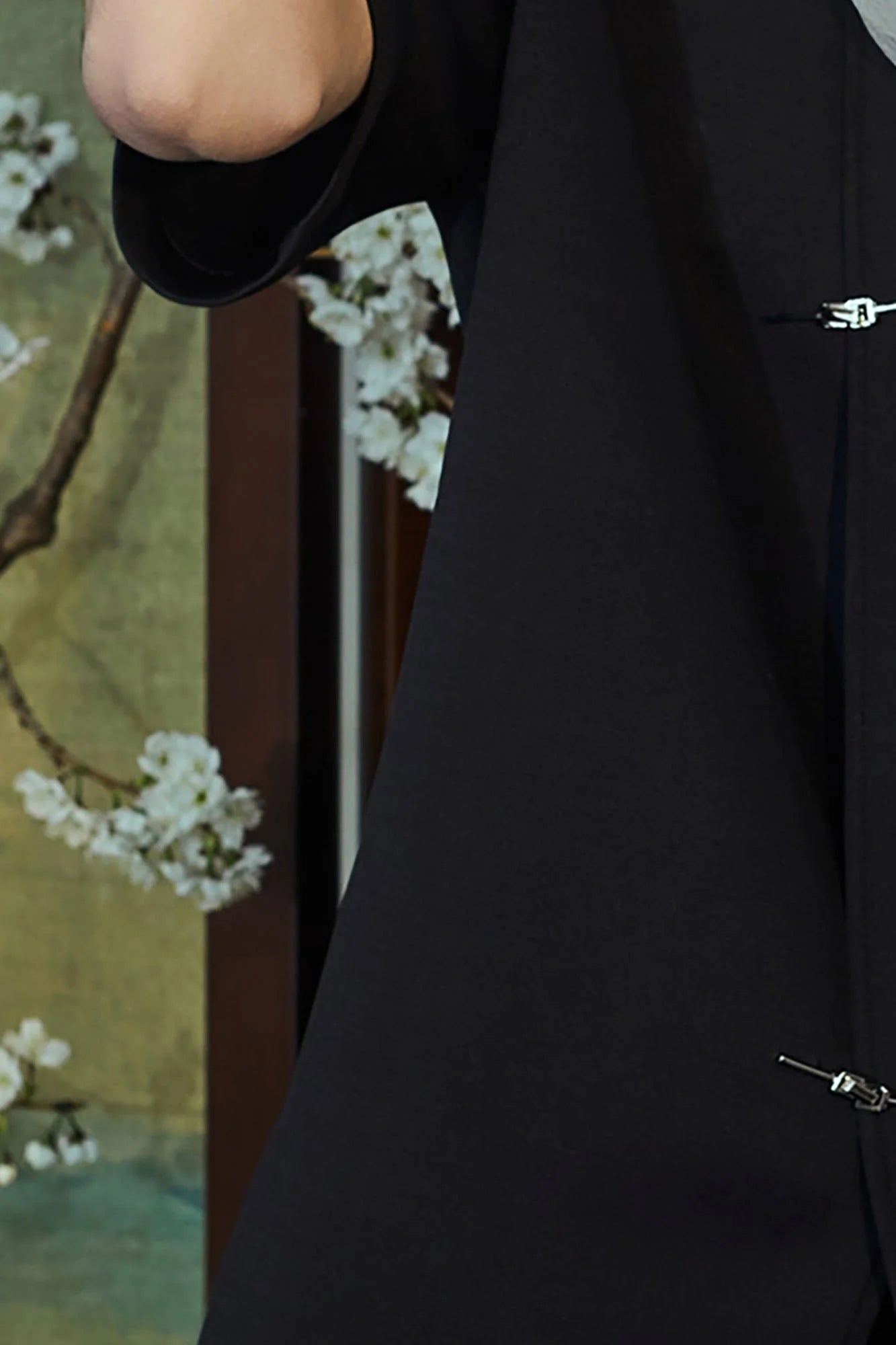 JIECHI Crinkled Tulle Layered Mandarin Collar Half Shirt