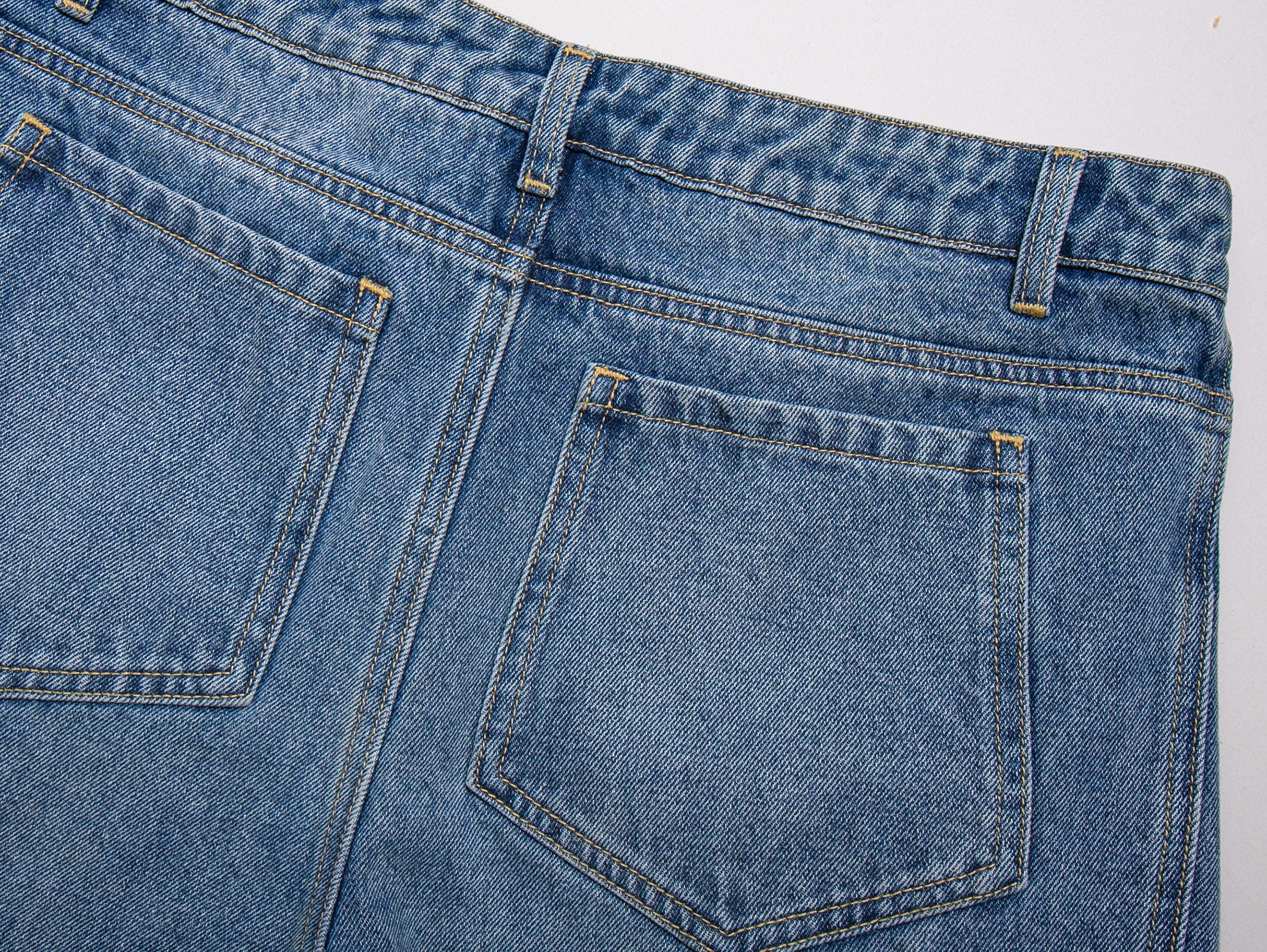 LEONSENSE Essential Oversized Curved Jeans