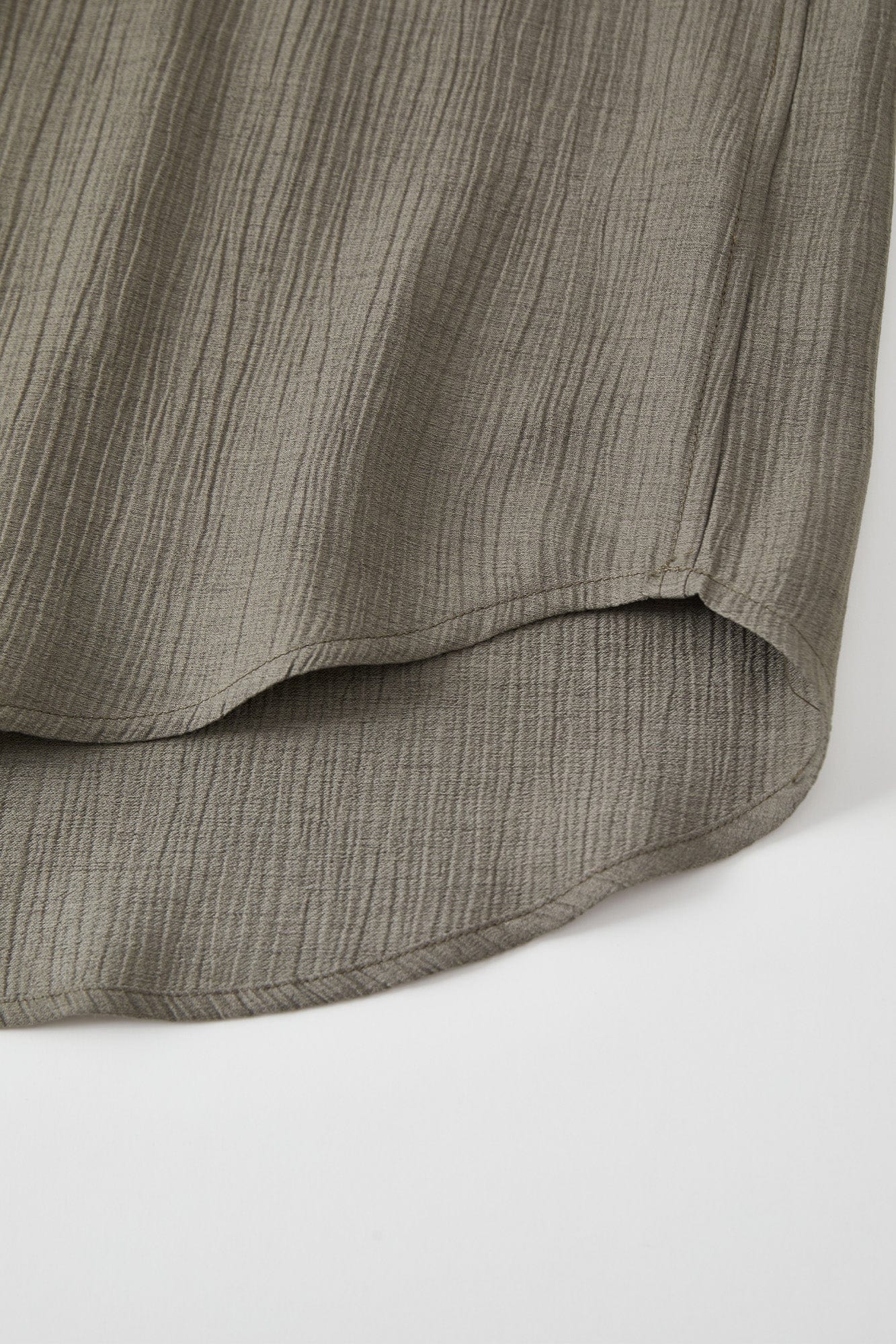 OPICLOTH Essential Crinkled Pullover