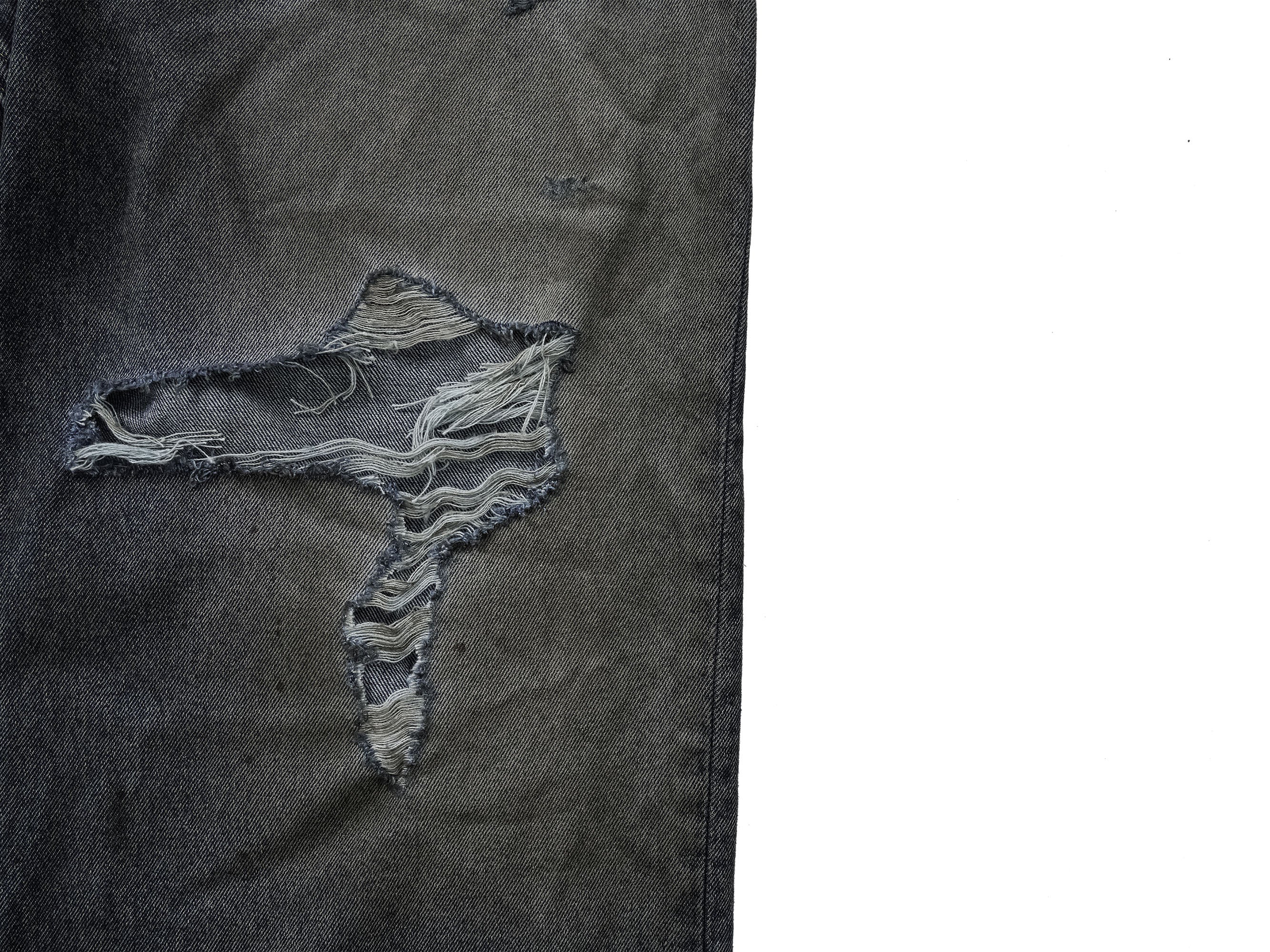 UNDERWATER Muddy Ripped Baggy Jeans