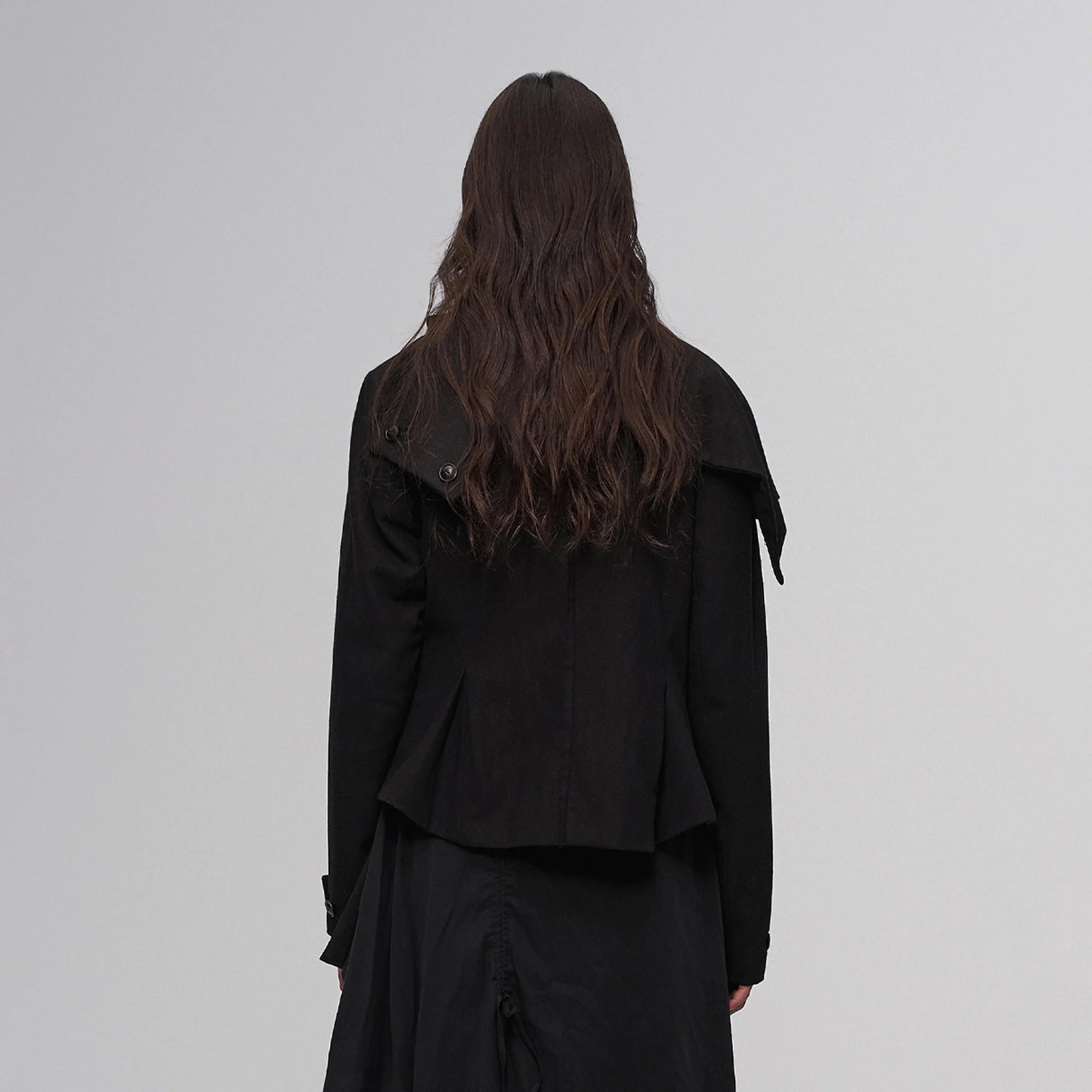 ILNya Nieternite Nifutur Layered Ruffle Wool-Blend Scarf-Wrap Coat