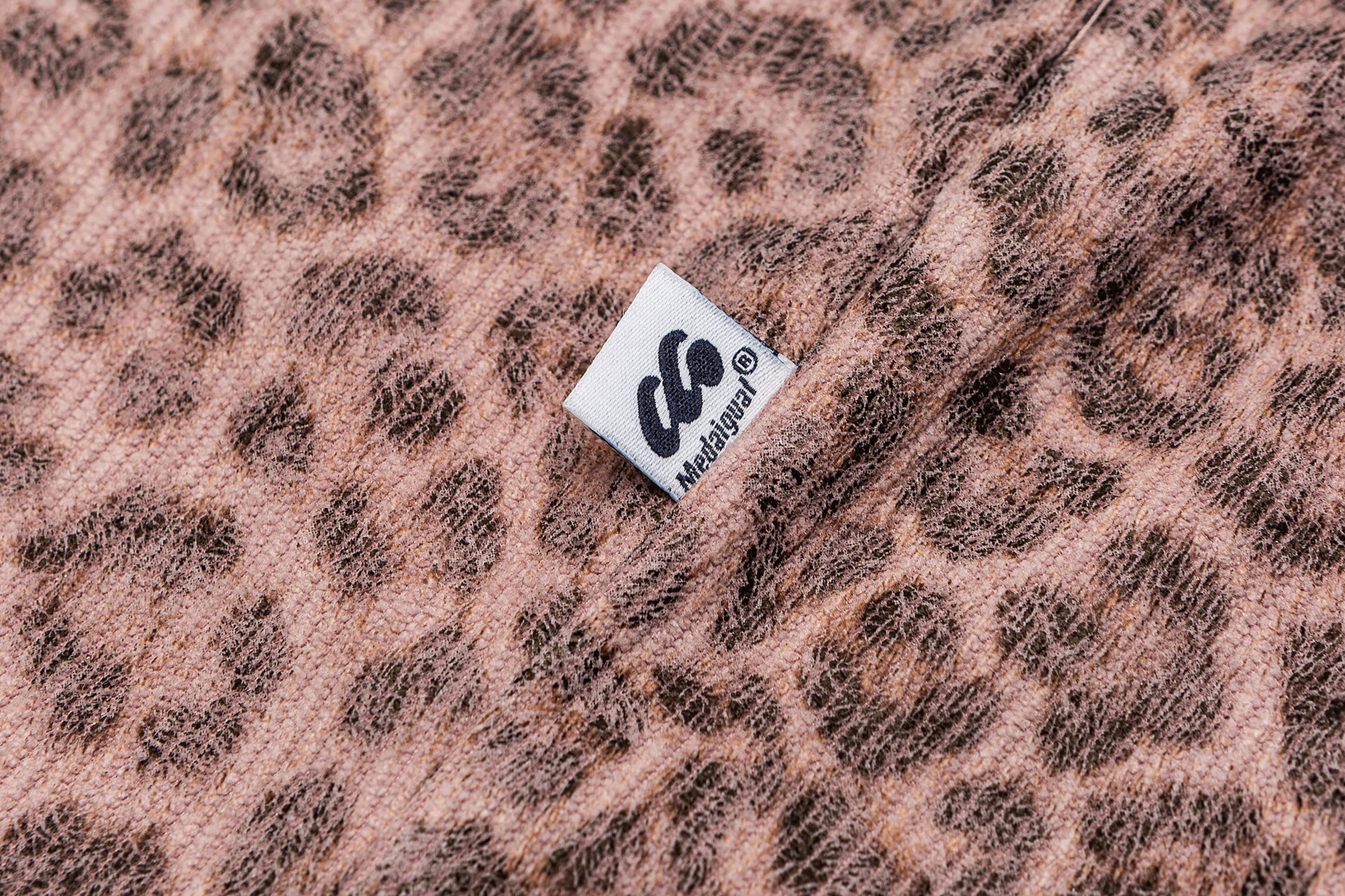 ME DA IGUAL Fuzzy Leopard Polo T-Shirt