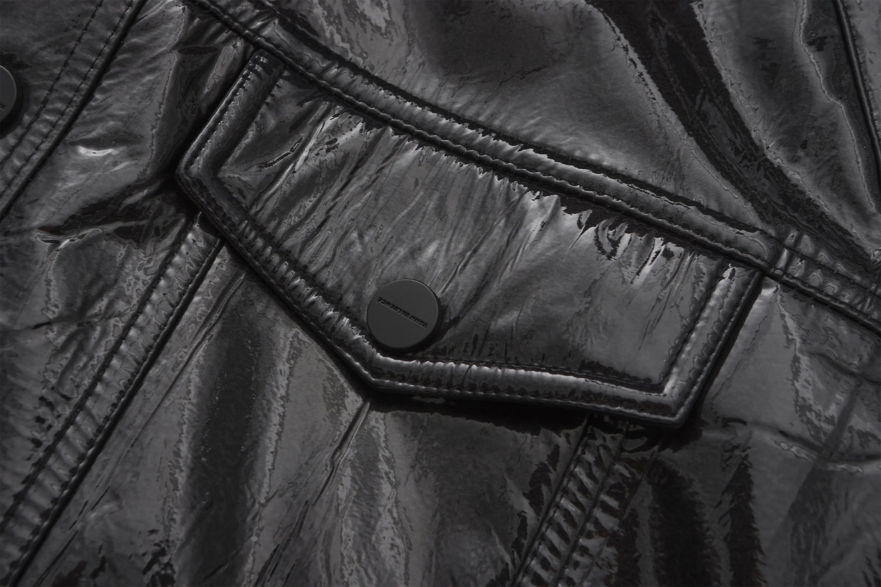 VANN VALRENCE Glossy Belted Hooded Padded Long Coat