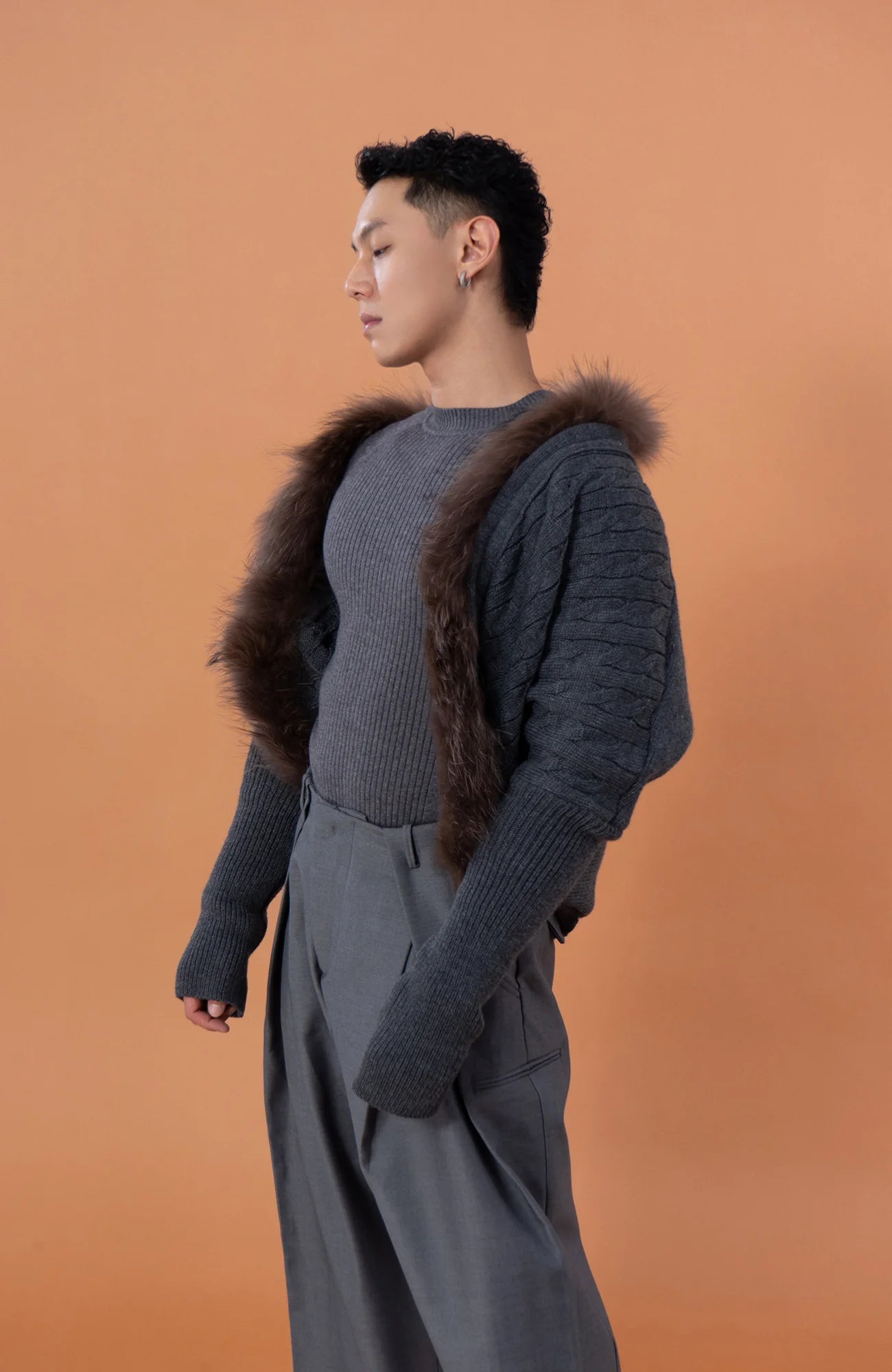 CLP Faux-Fur Trim Cable-Knit Cropped Cardigan