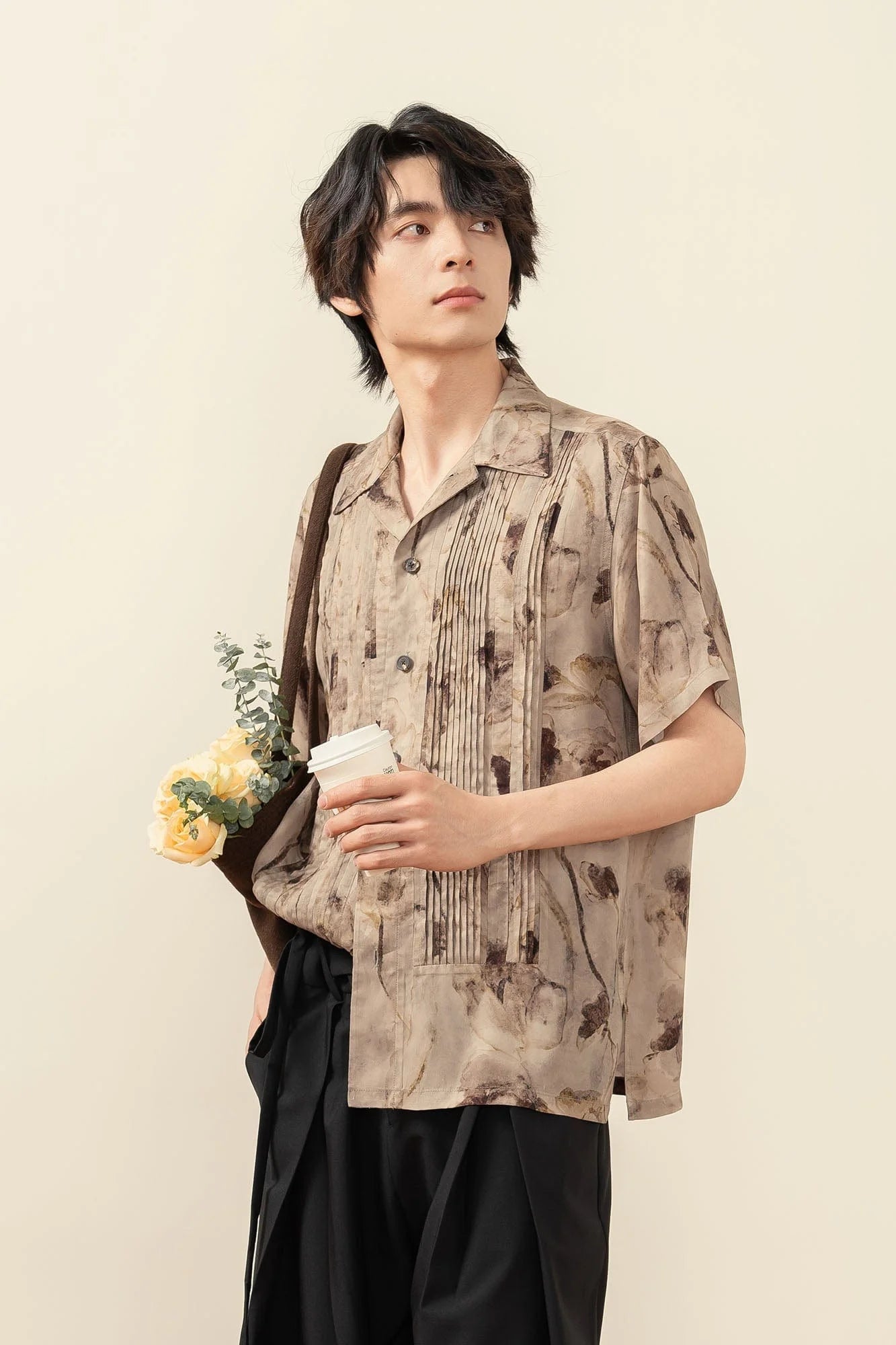 MOITIEDEPETALE Floral Accordion Pleats Cupro Blended Half Shirt