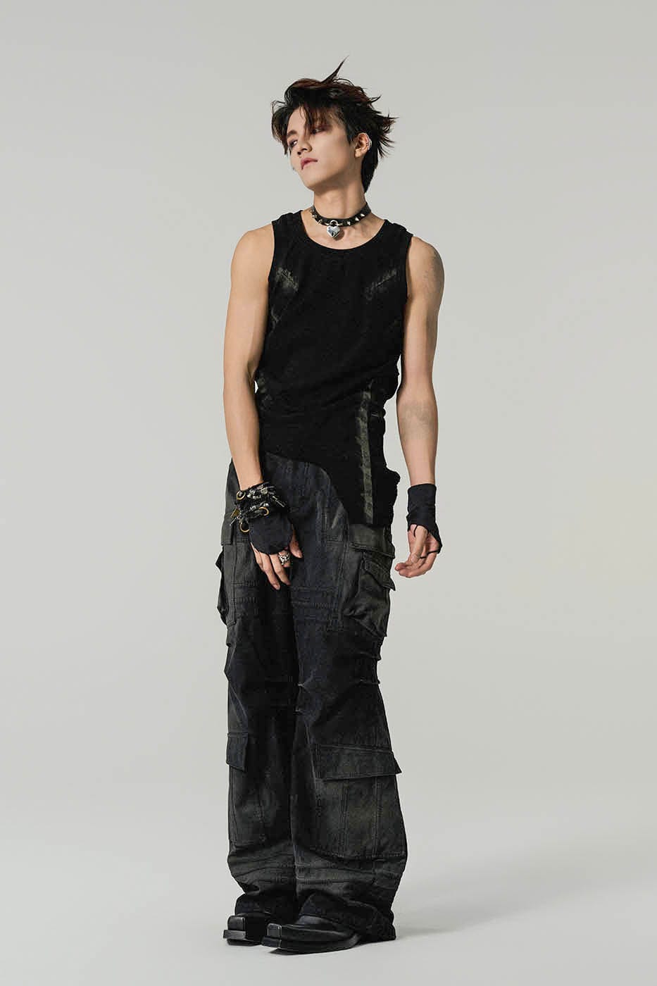 FLYERRER Distressed Asymmetrical Tank Top