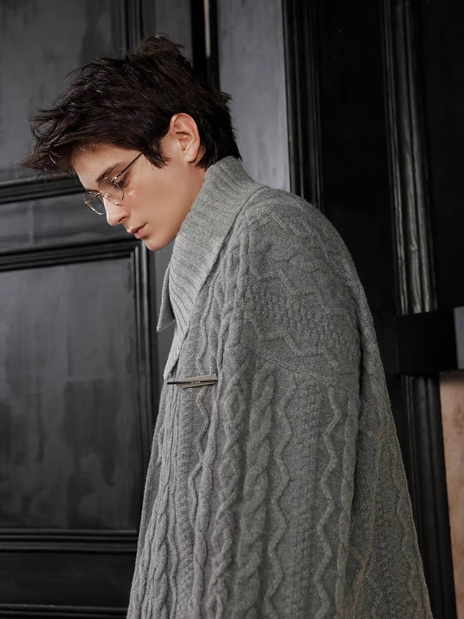 TIWILLTANG Crossed Cable-Knit Shawl-Collar Cardigan