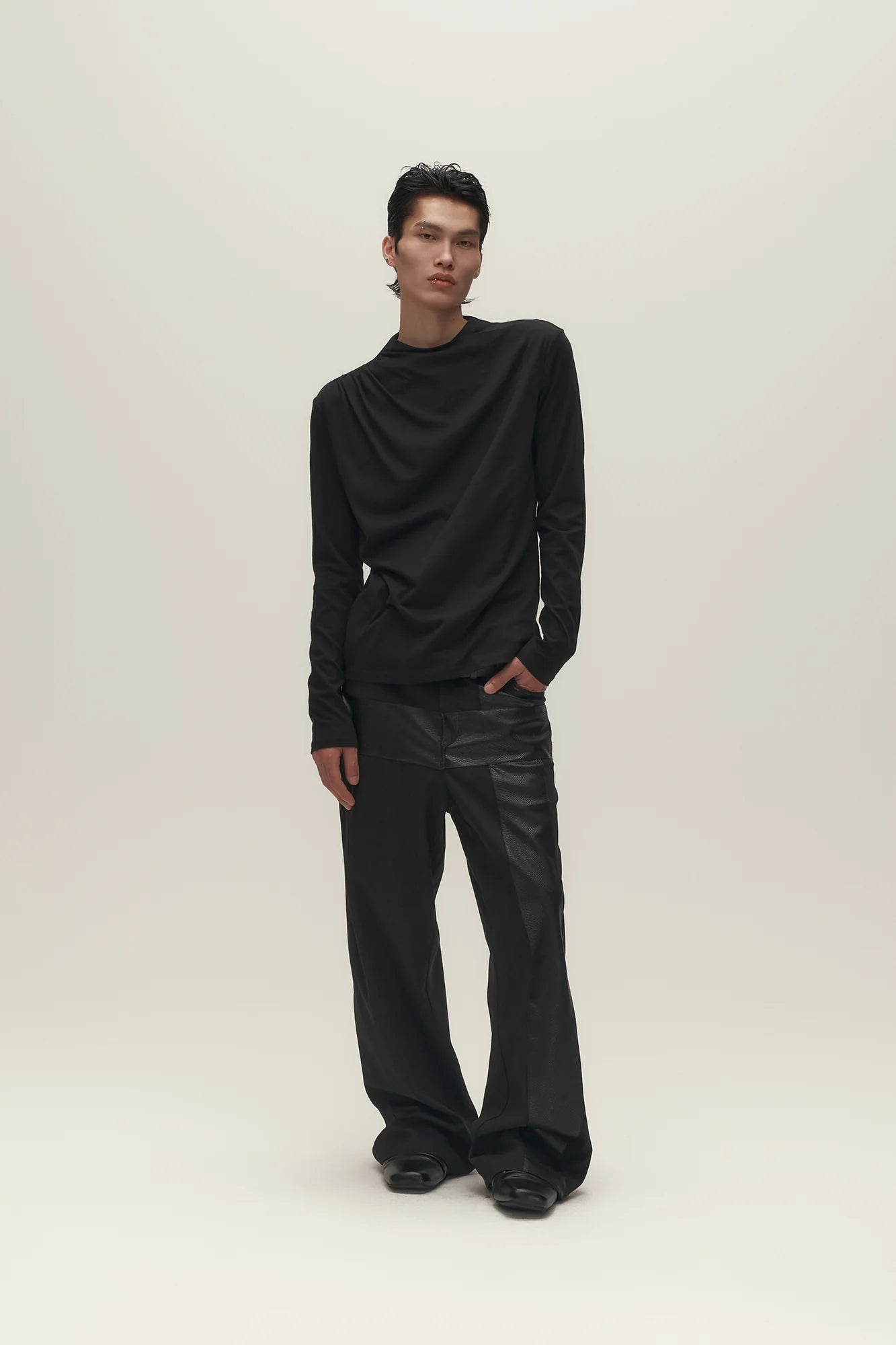 SAVAGEGROWTHWORLD Asymmetrical Drape Long-Sleeve Tee