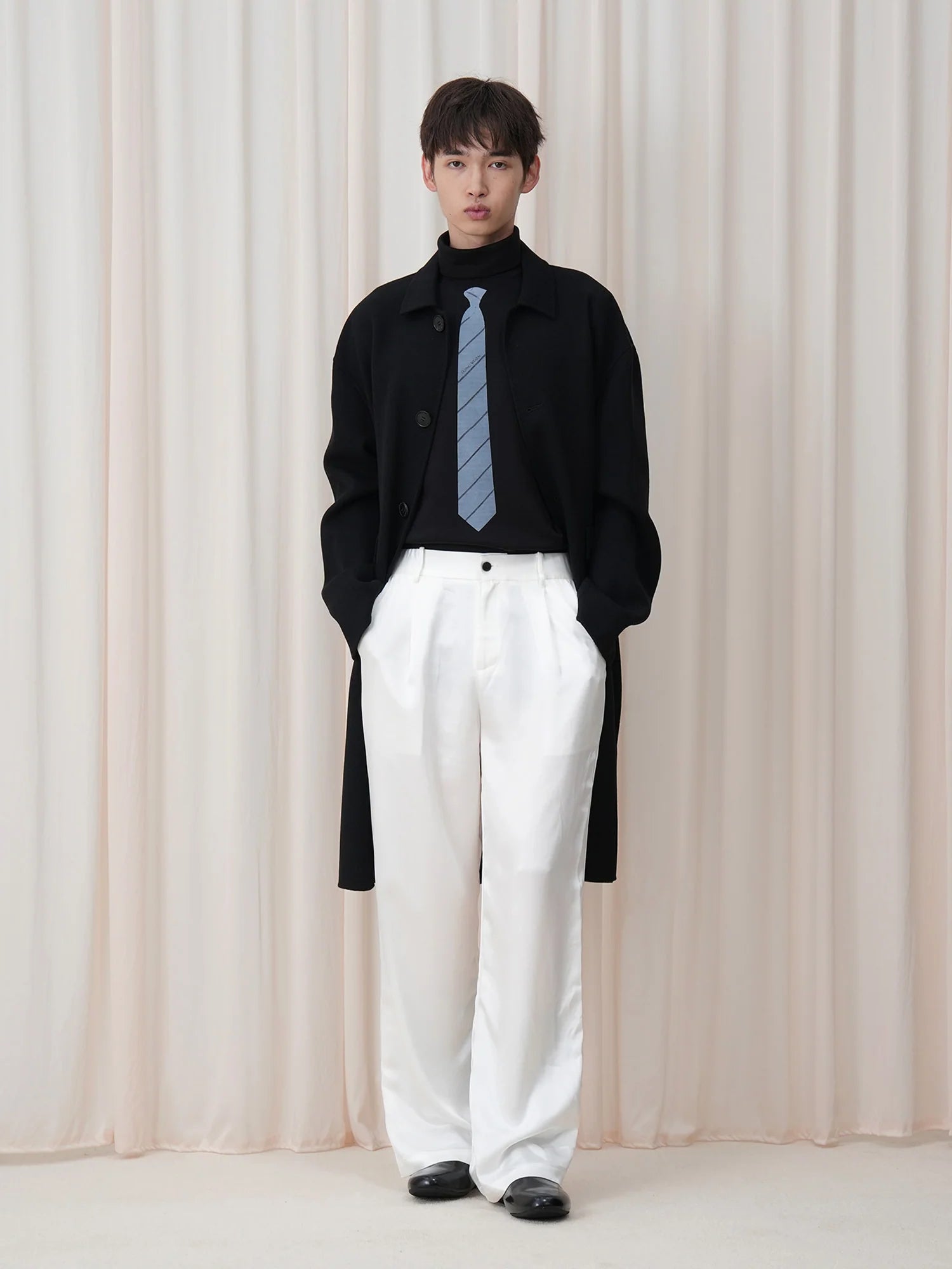 OUYANG WENJUN Minimal Wool Oversized Coat Black