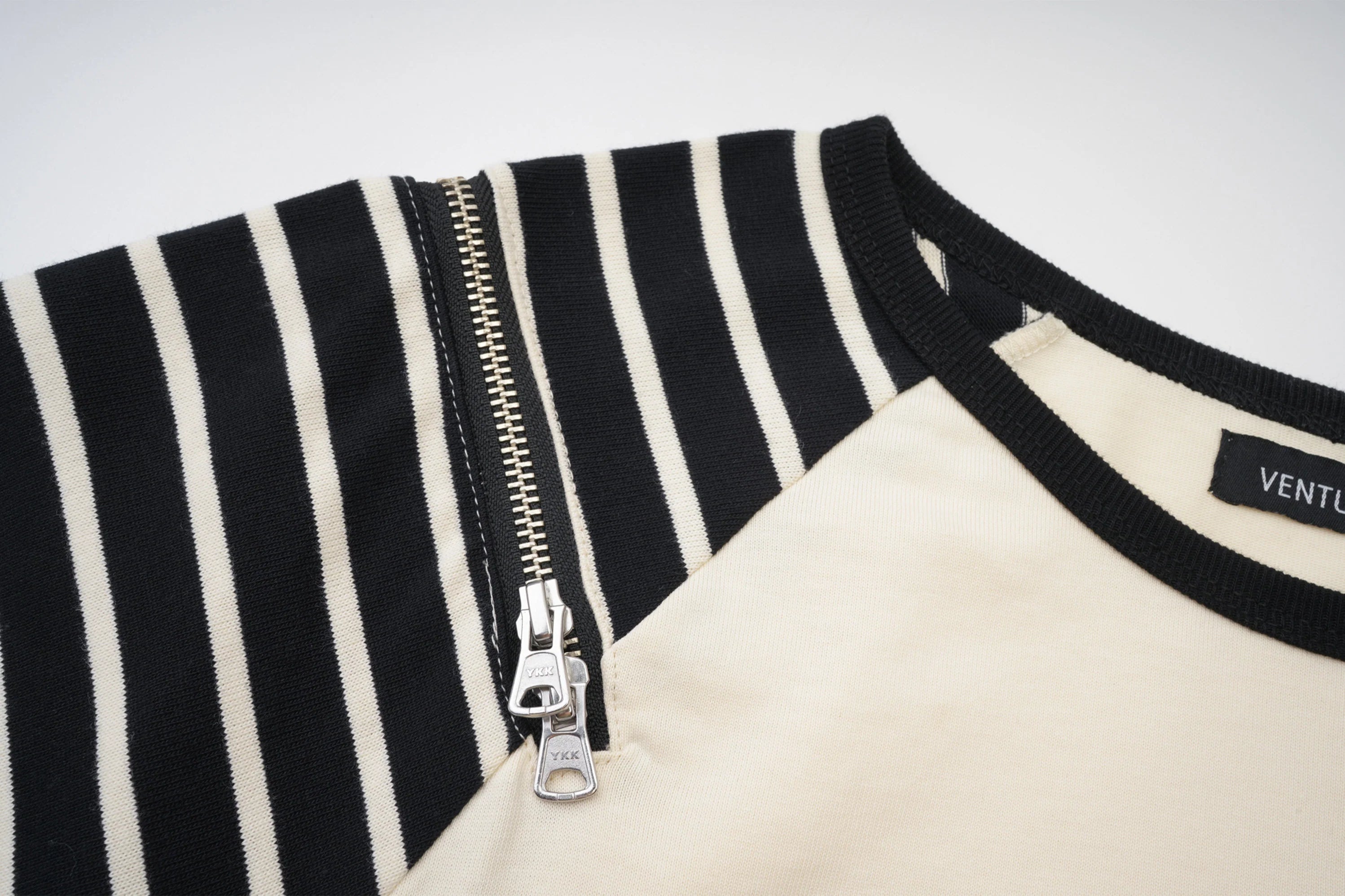 VENTUREK Punk Graphic Multi-Zip Striped Raglan Long-Sleeve Tee