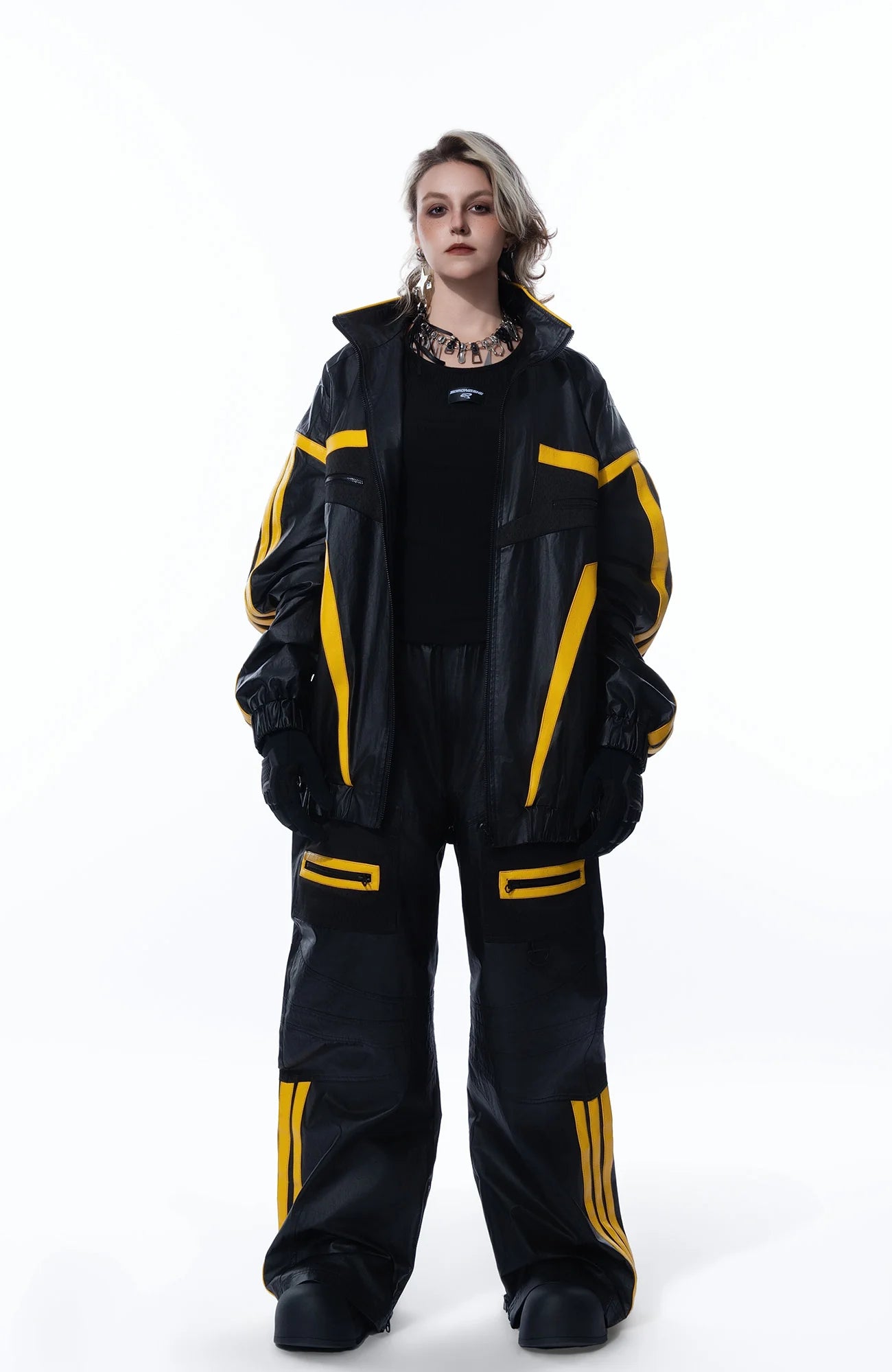 MOGONGSHE Contrast Stripe PU Wide-Leg Pants