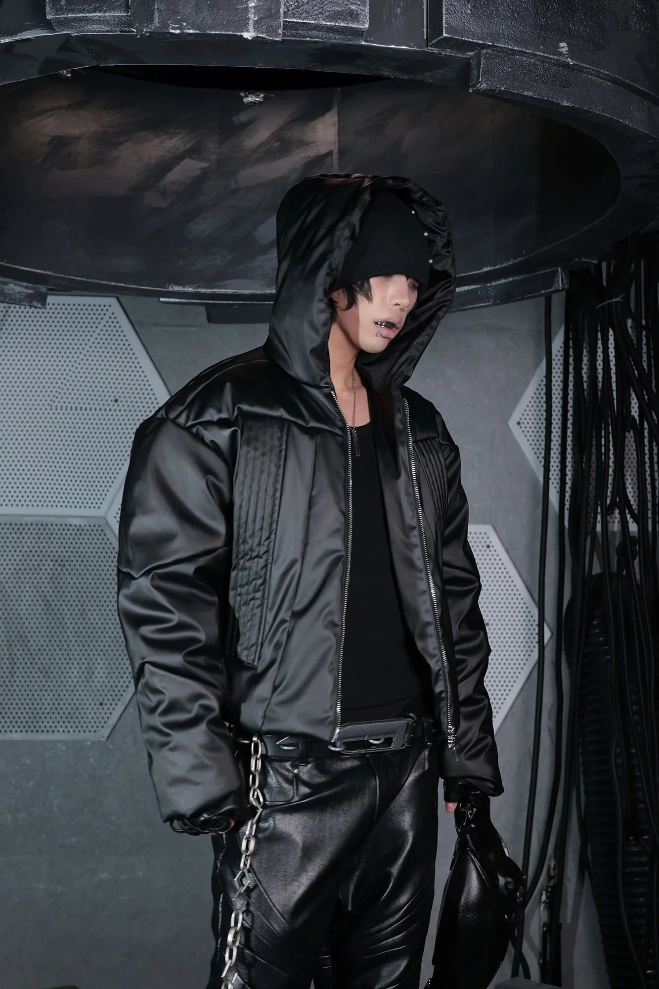 SSIN7 Tactical Padded Armor Hooded Jacket
