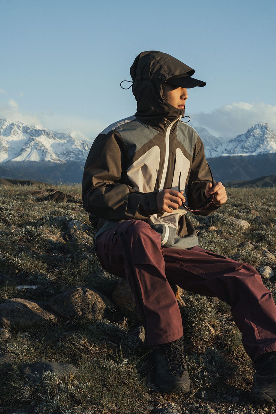 ENSHADOWER Water-Proof Contrasted Outdoor Jacket