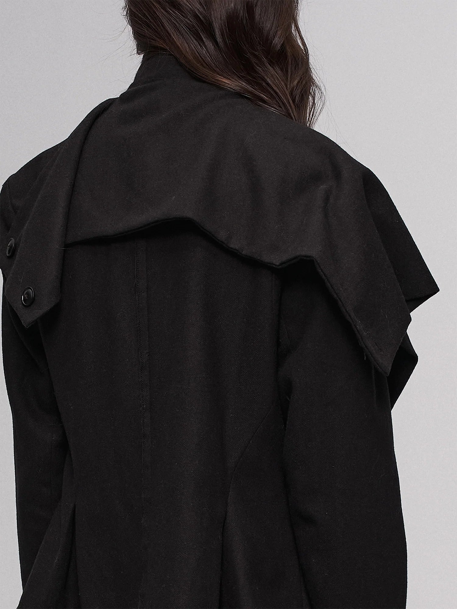 ILNya Nieternite Nifutur Layered Ruffle Wool-Blend Scarf-Wrap Coat