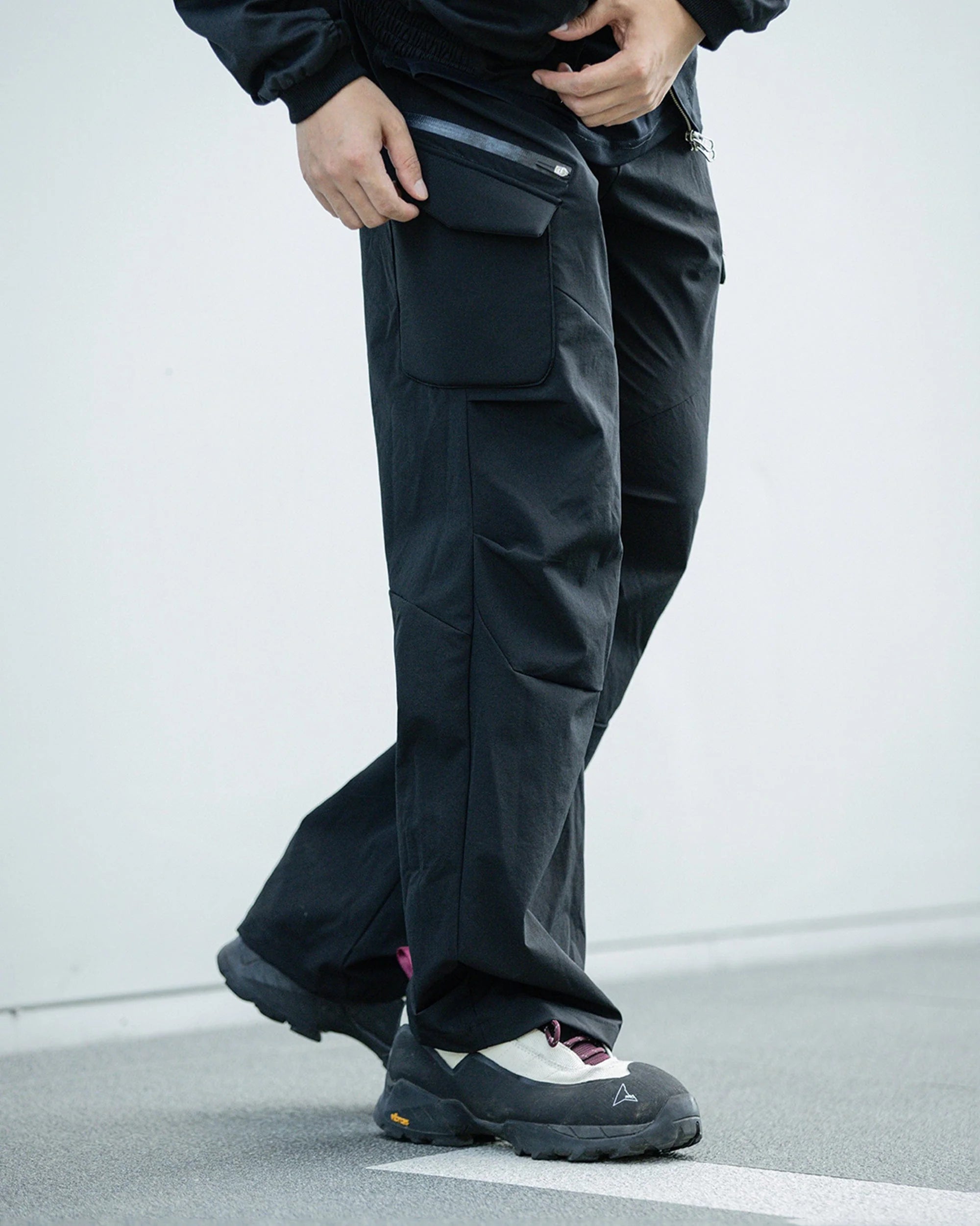 ENSHADOWER Waterproof Pleated Foam Pocket Hiking Pants