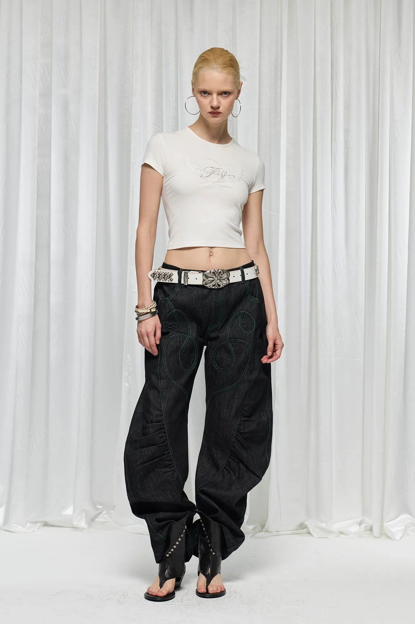 DND4DES×Faychui Spiral Patch Ruched Spliced Curved Jeans