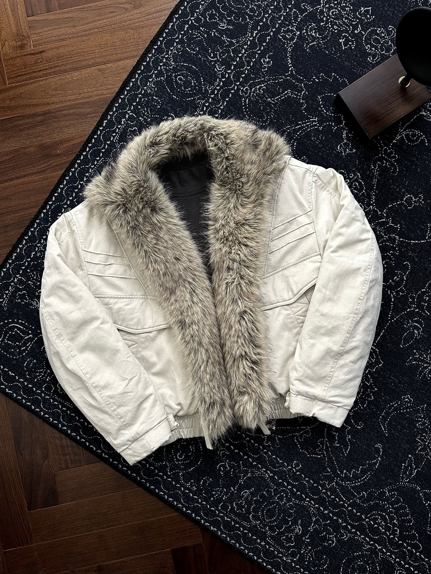 CATSSTAC Detachable Faux Fur Scarf Panel Jacket