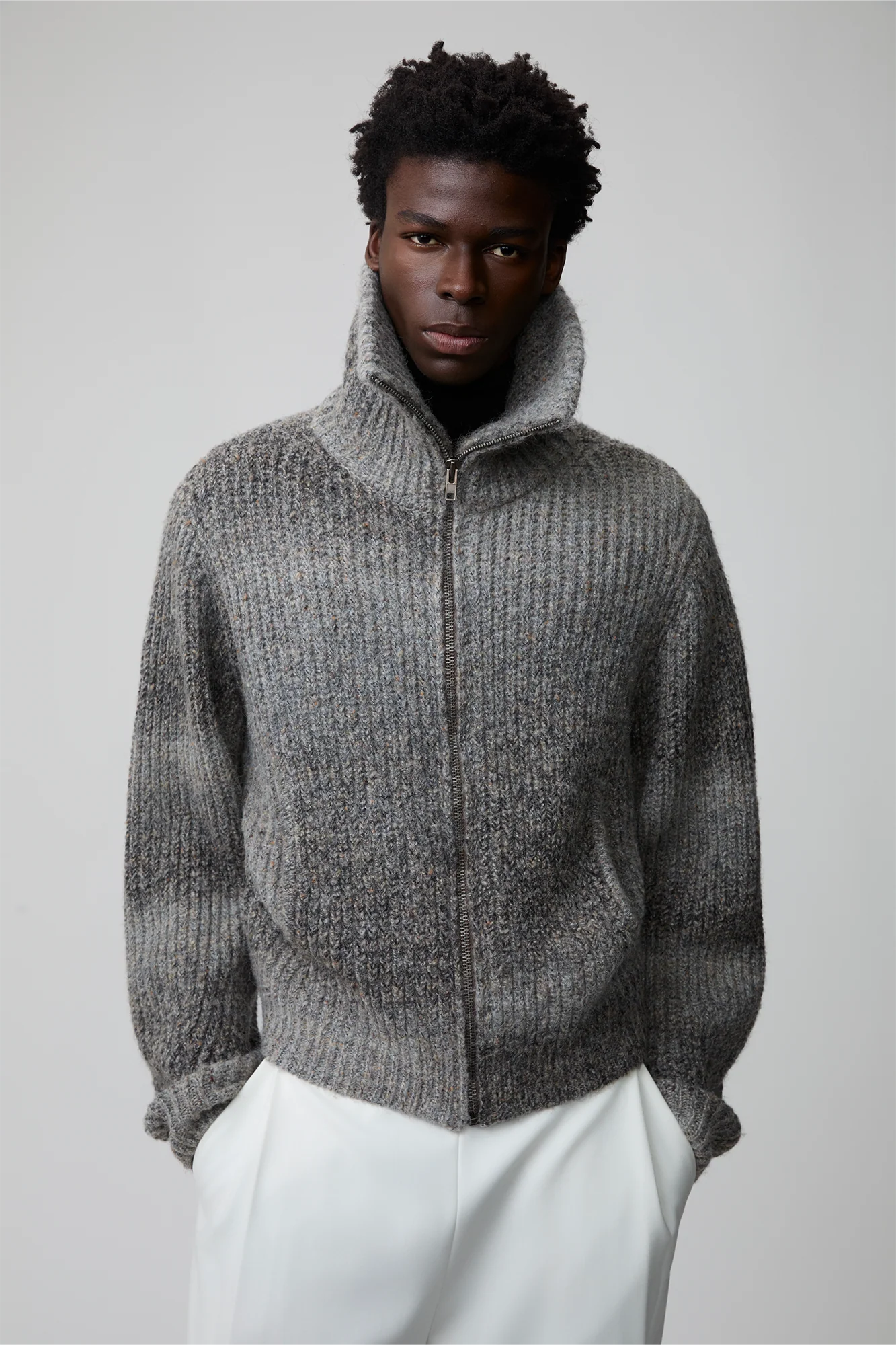 OPICLOTH Gradient Oversized Knit Zip-Up Cardigan