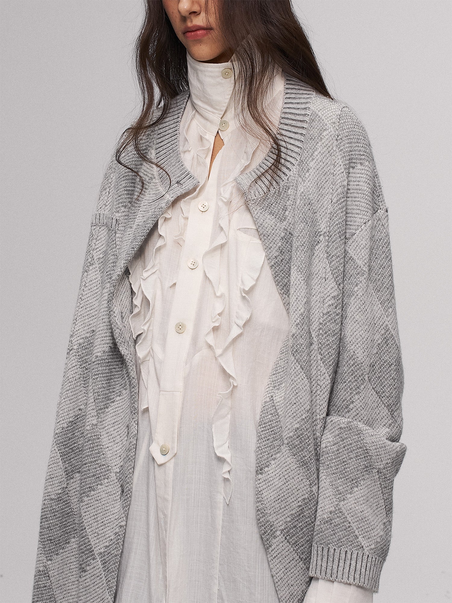 ILNya Nieternite Nifutur Sheer Ruffle Front Long Shirt