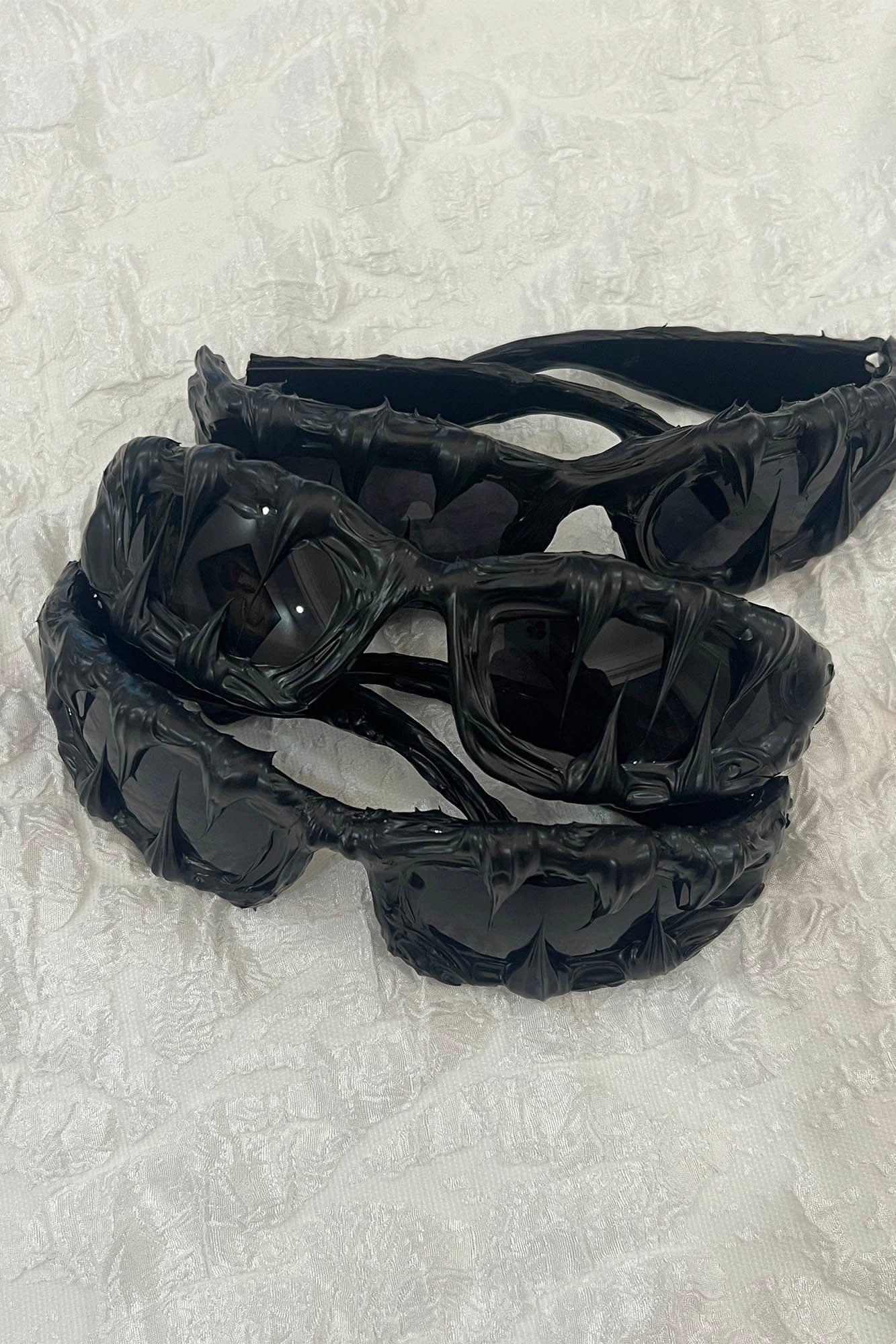 Pi0neeR Venom Melt Dripped Resin Sunglasses Black