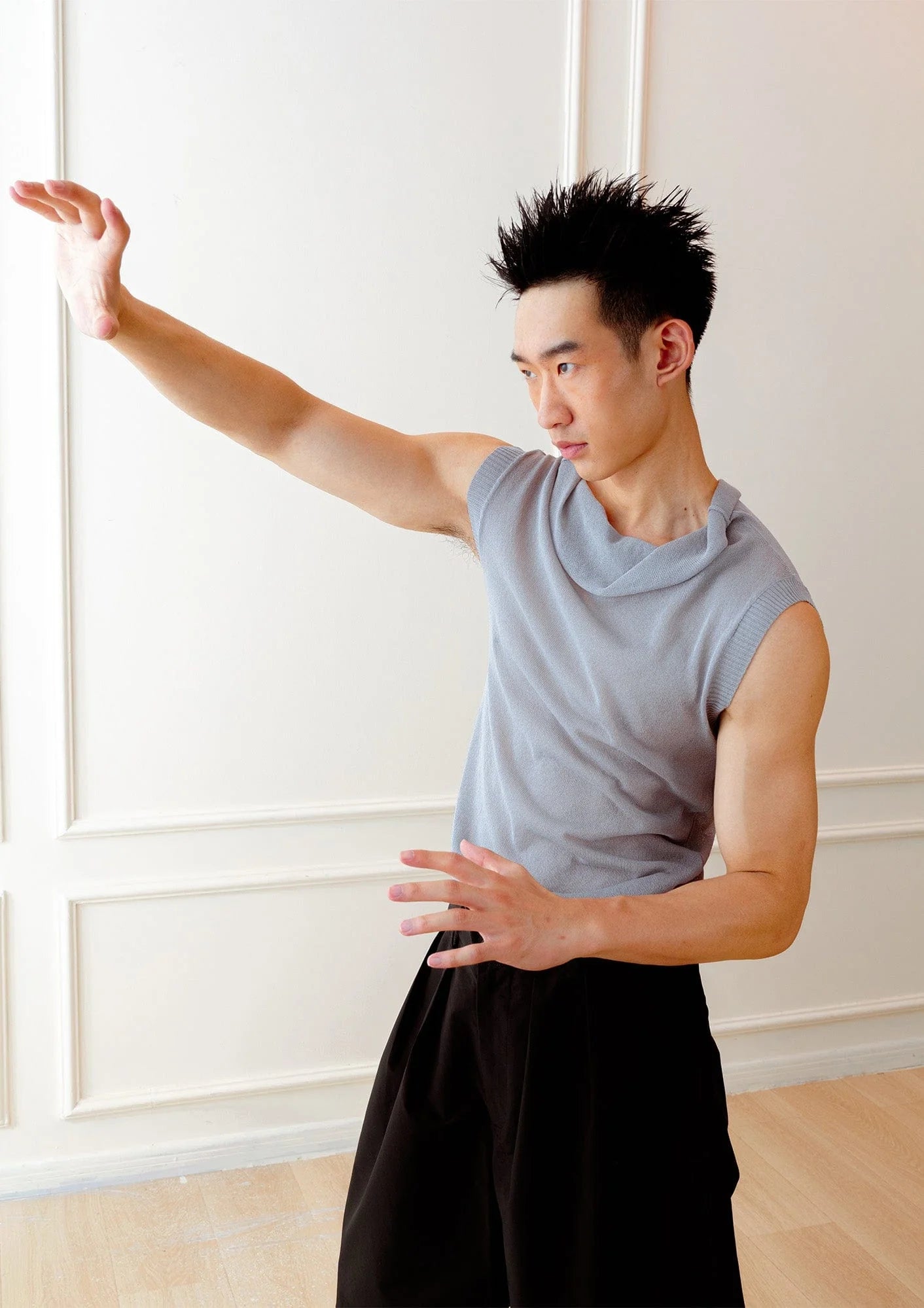 KADAKADA Retro Cowl-Neck Knited Sleeveless T-Shirt