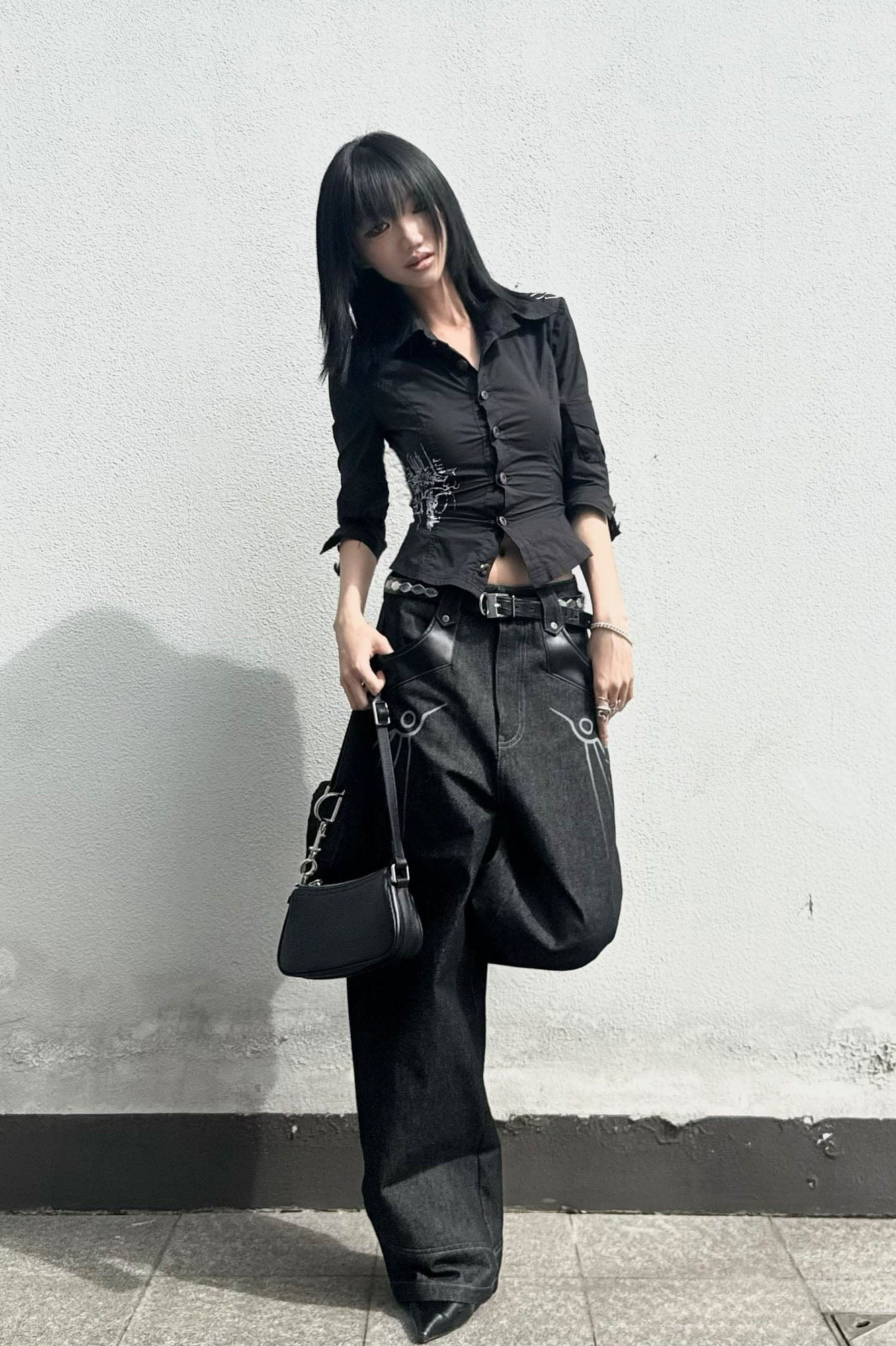 ESAIAS Phoenix Graphic Wide-Leg Raw Jeans