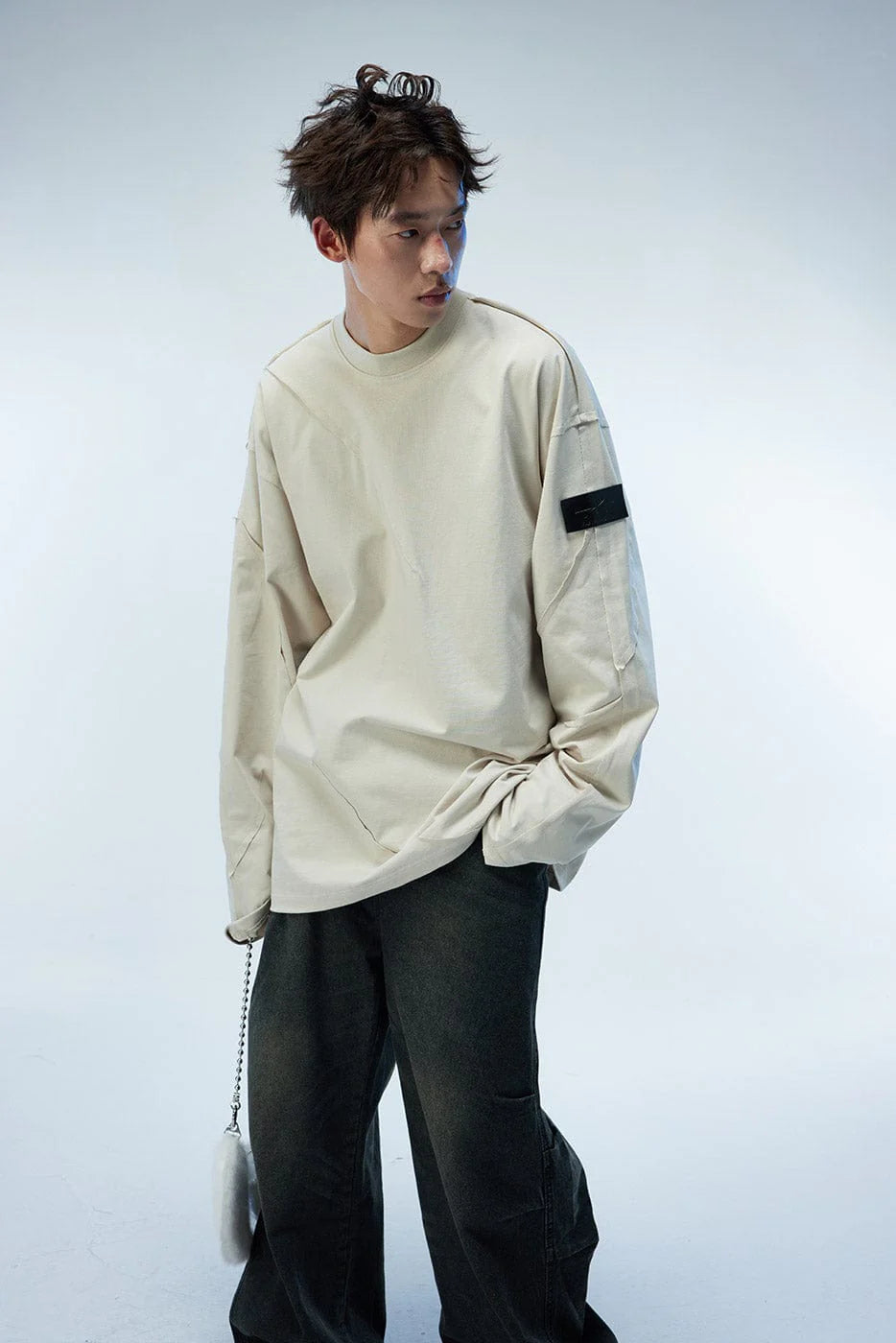WHISTLEHUNTER Asymmetric Cut Logo Patched L/S Tee