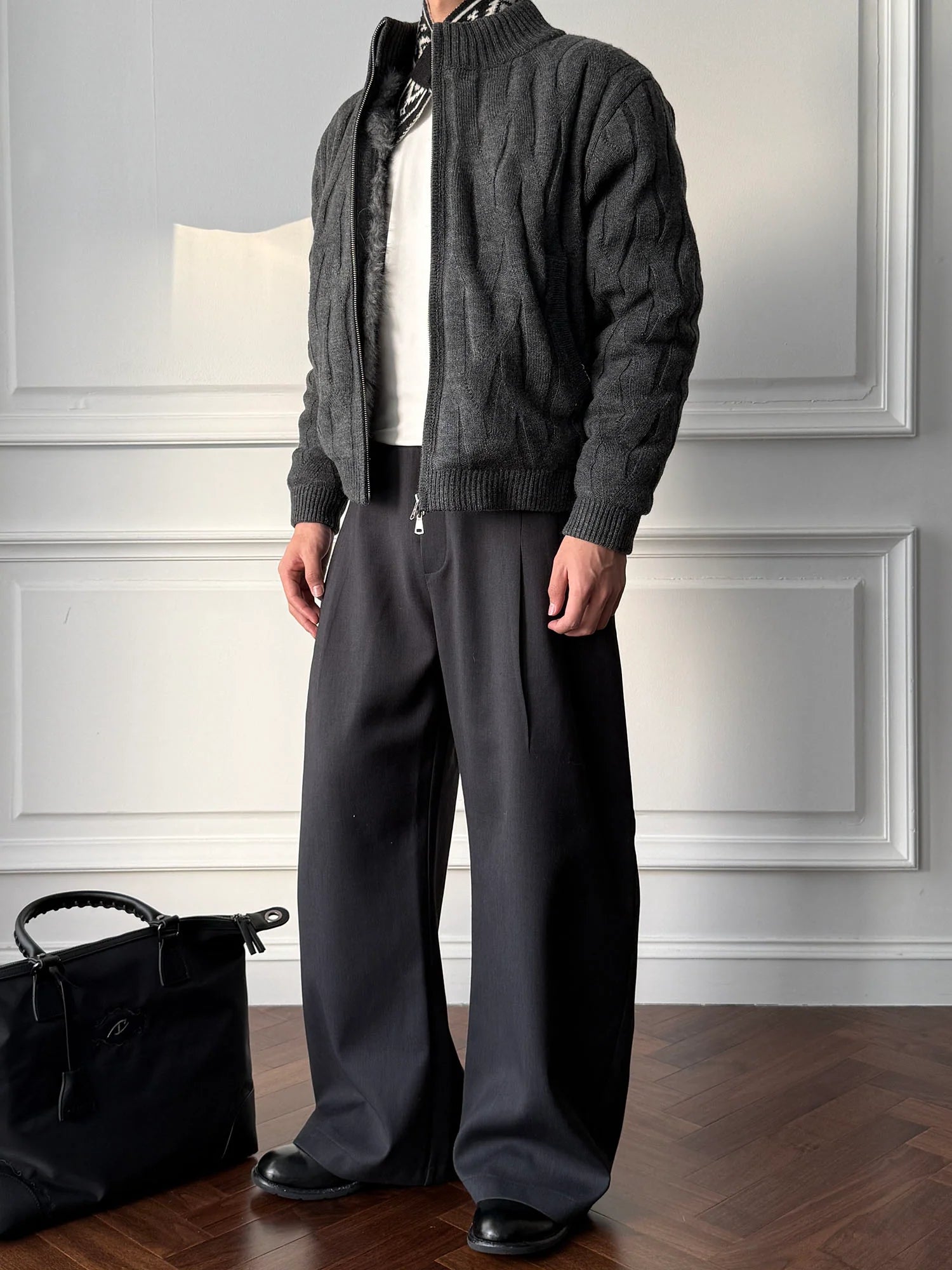 CATSSTAC Wave-Knit Stand-Collar Zip-Up Sweater