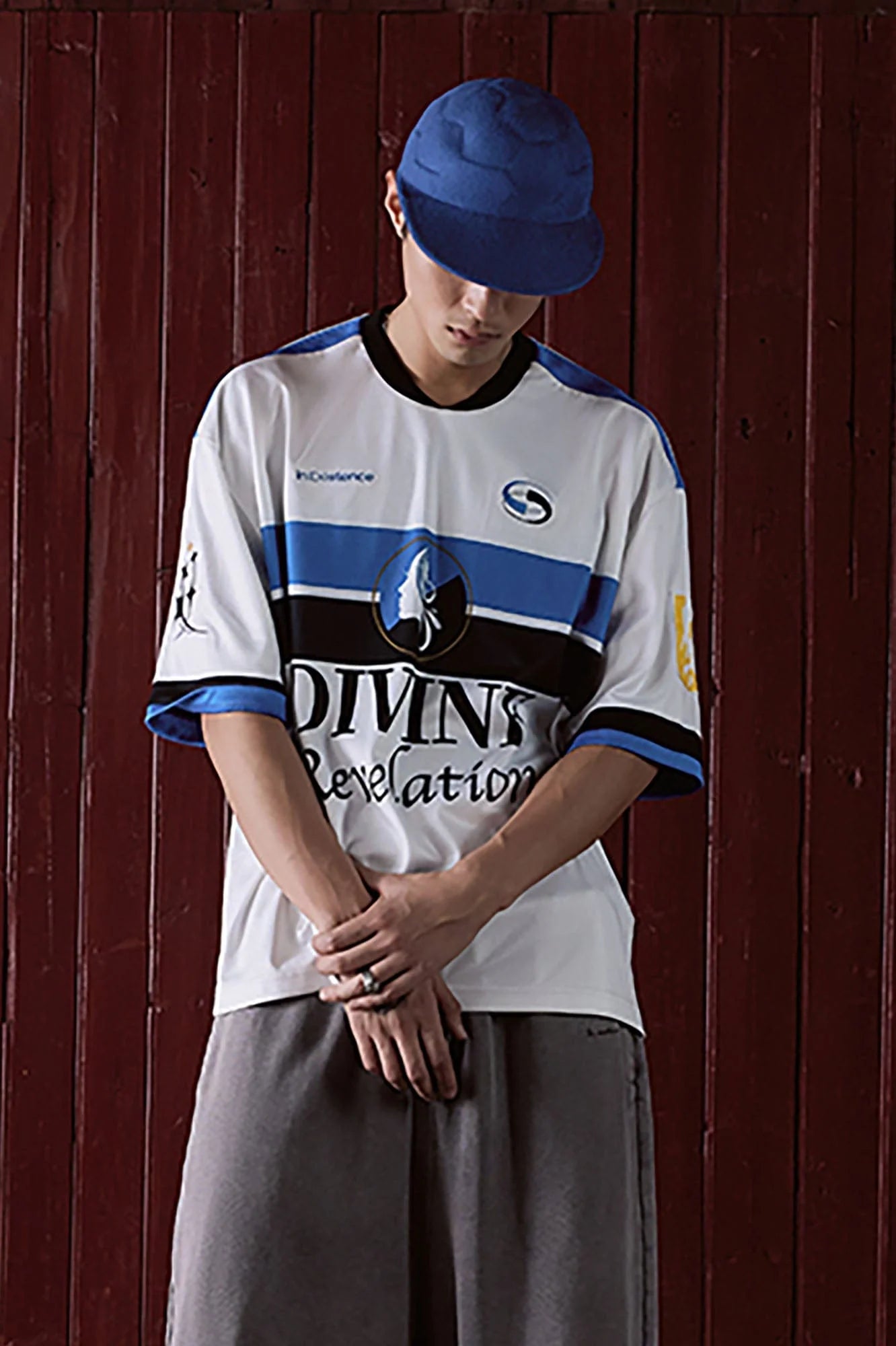 IN EXISTENCE NO.21 Contrast Graphic Sports T-Shirt