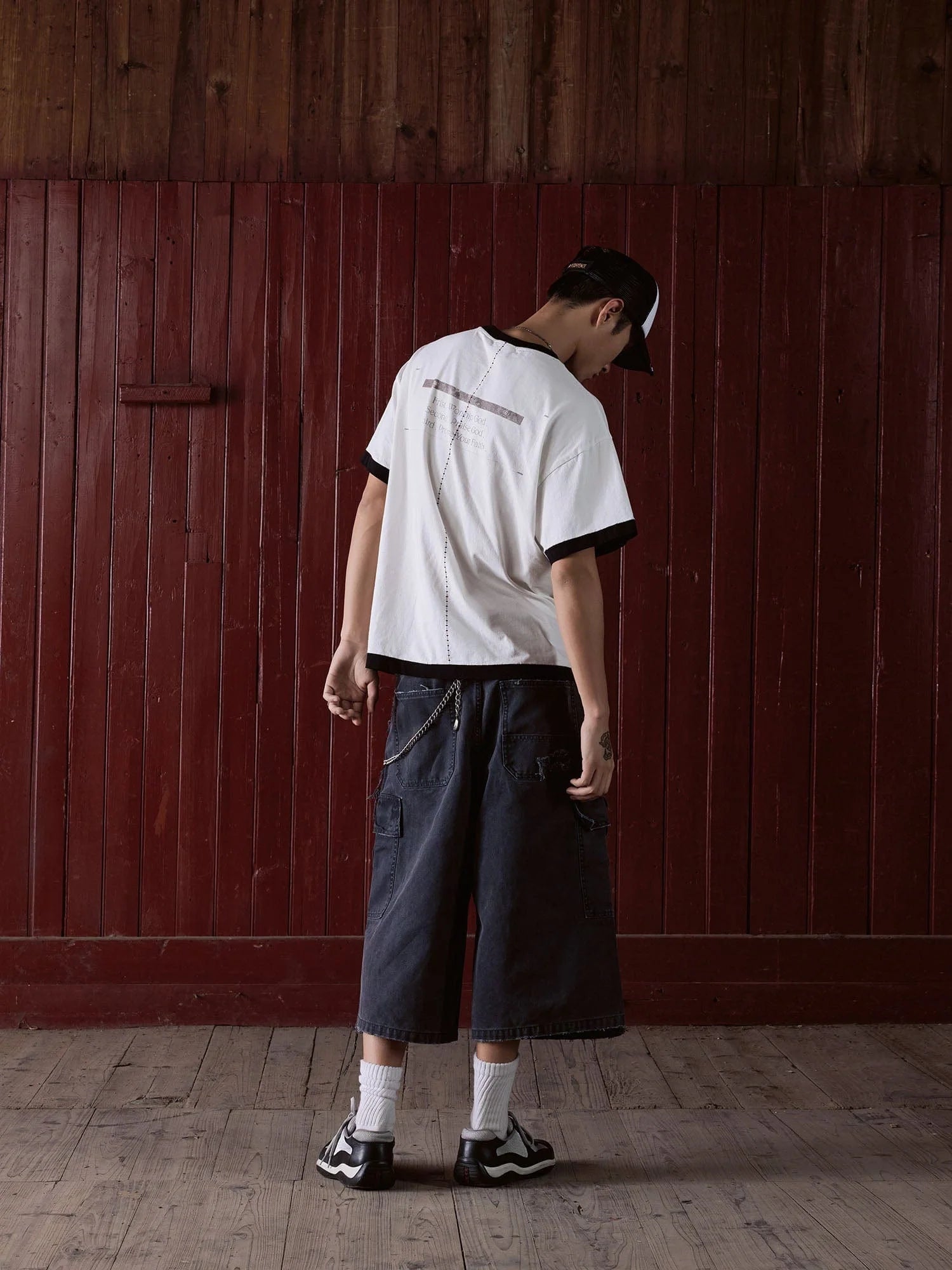 IN EXISTENCE Distressed Multi-Pocket Straight-Leg Cargo Shorts