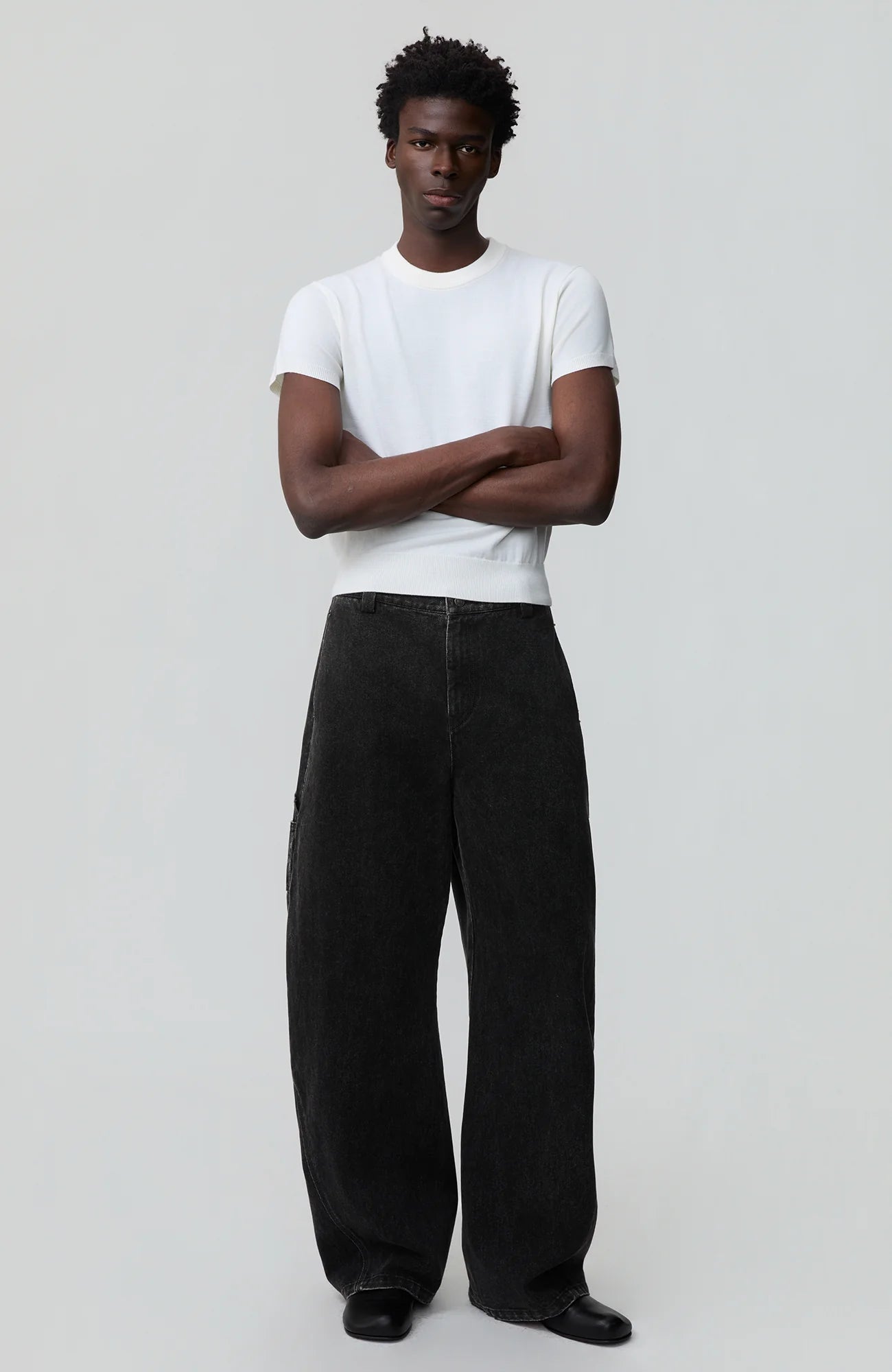 OPICLOTH Classic Washed Panel Straight-Leg Jeans