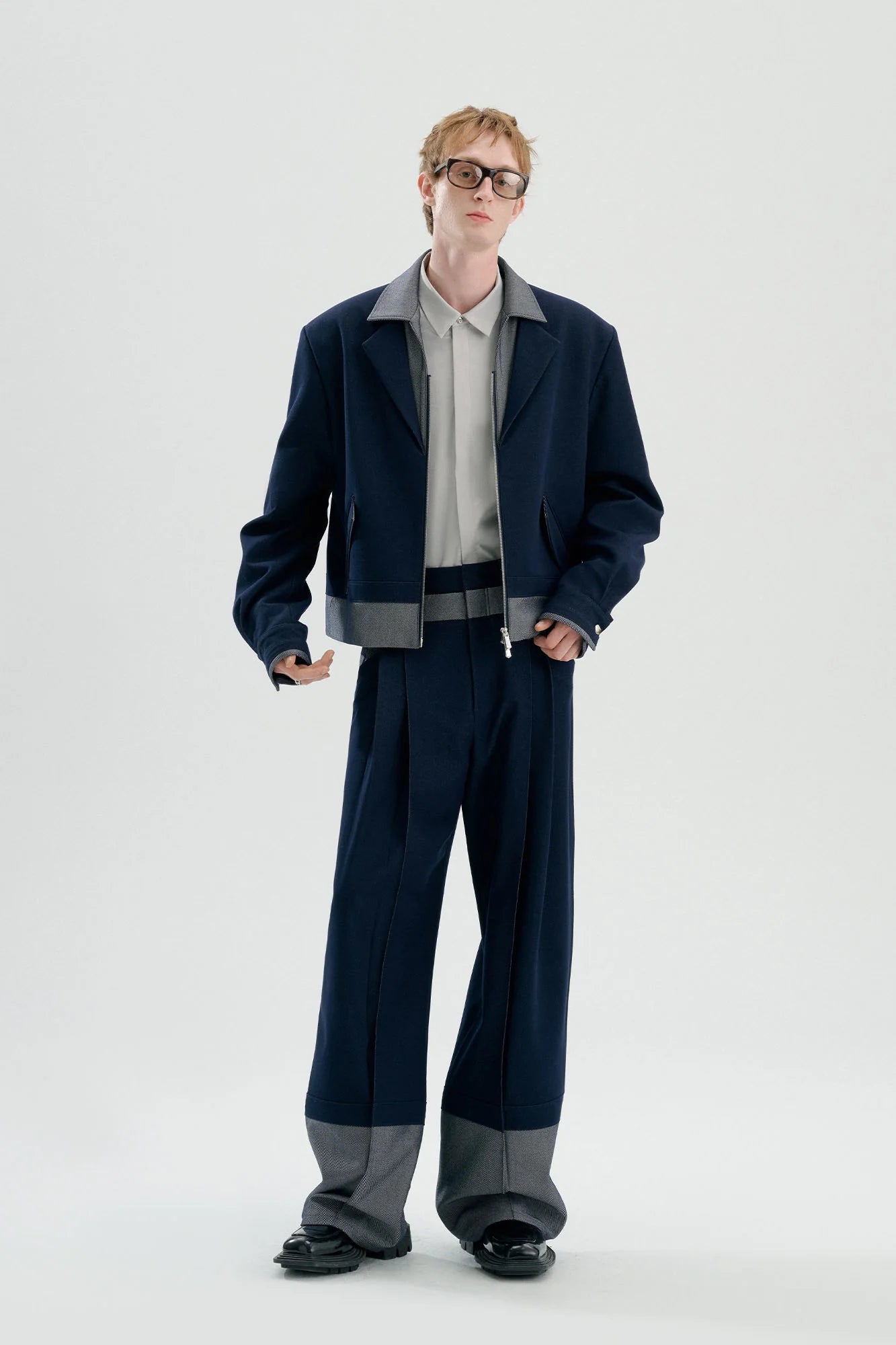 TIWILLTANG Pleats Contrast-Hem Raw Jeans