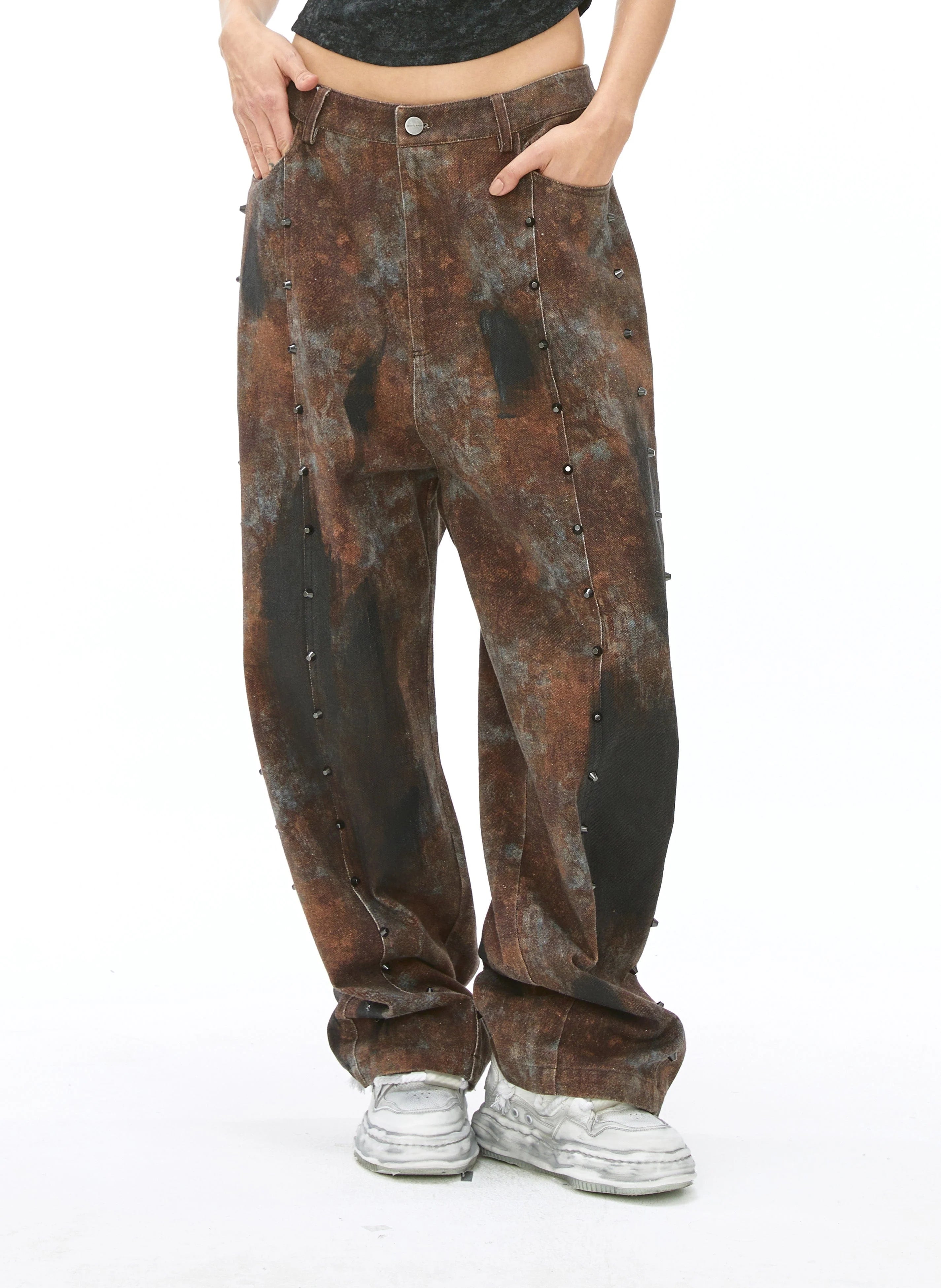VANN VALRENCE Dirty Fit Studded Straight-Leg Jeans