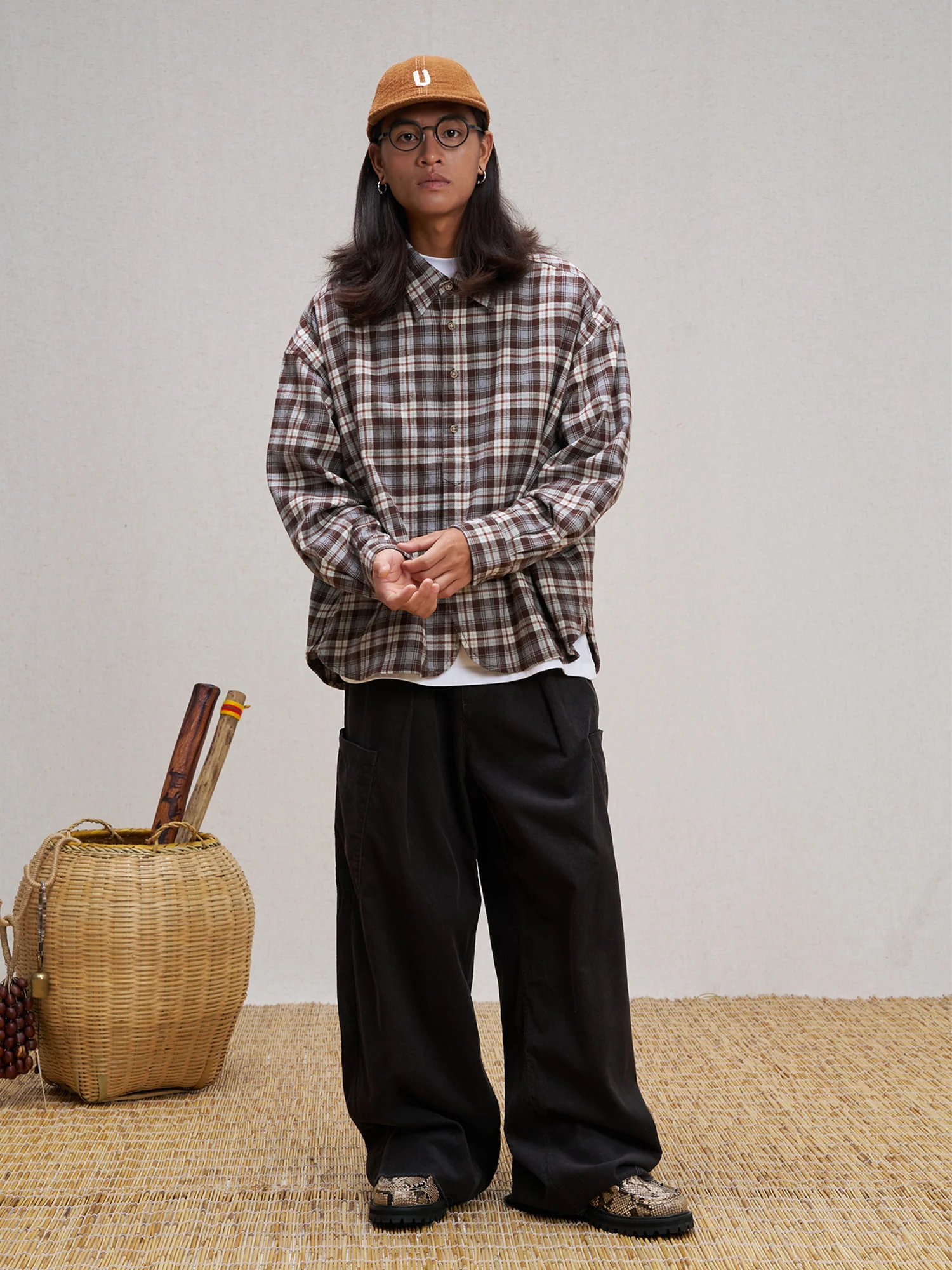 UNLIMITED MOTE Plaid Oversized Half-Open Collar Shirt Brown