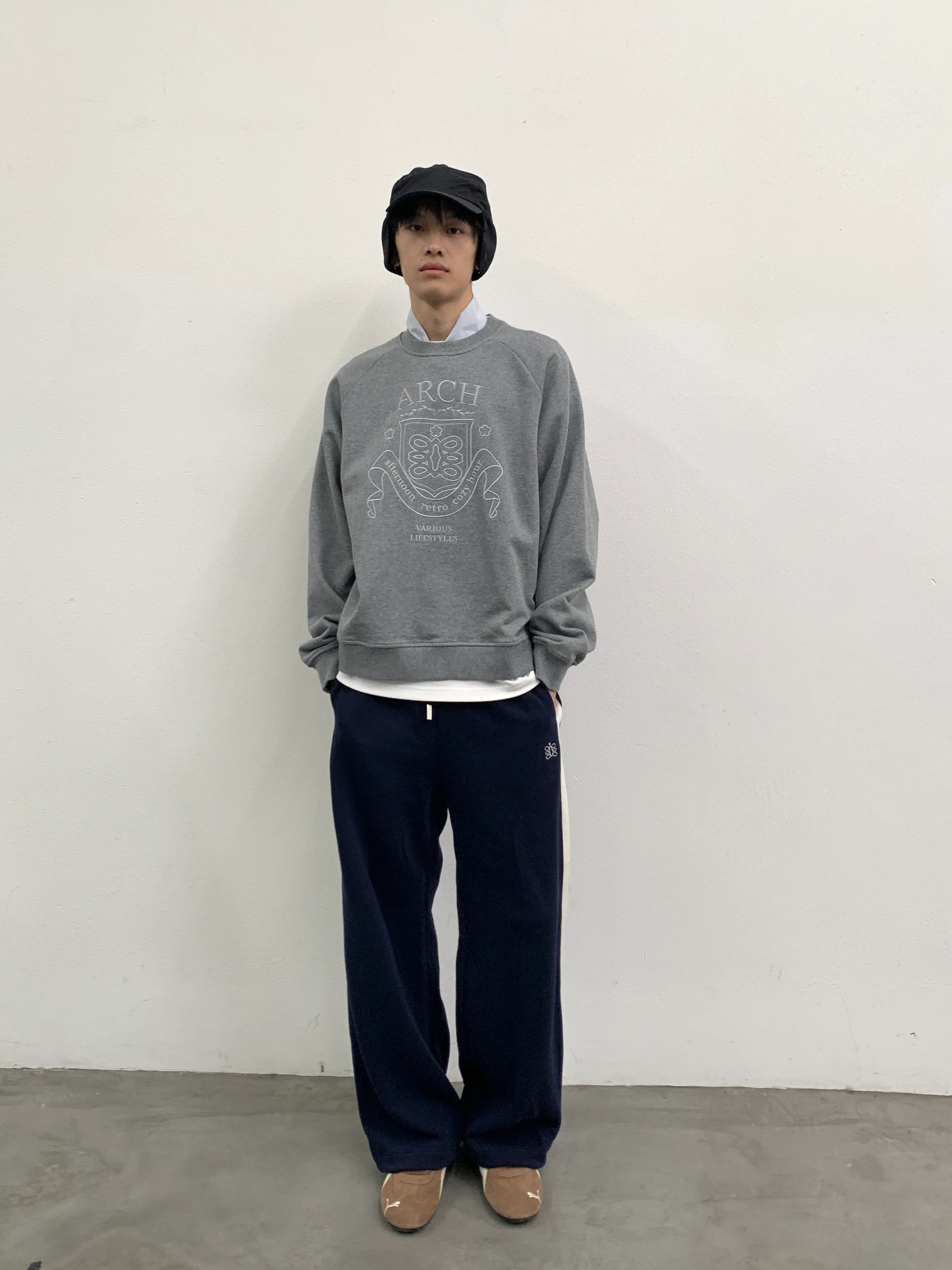 ROARINGWILD A ARCH Collegiate Loopback Raglan Sweatshirt