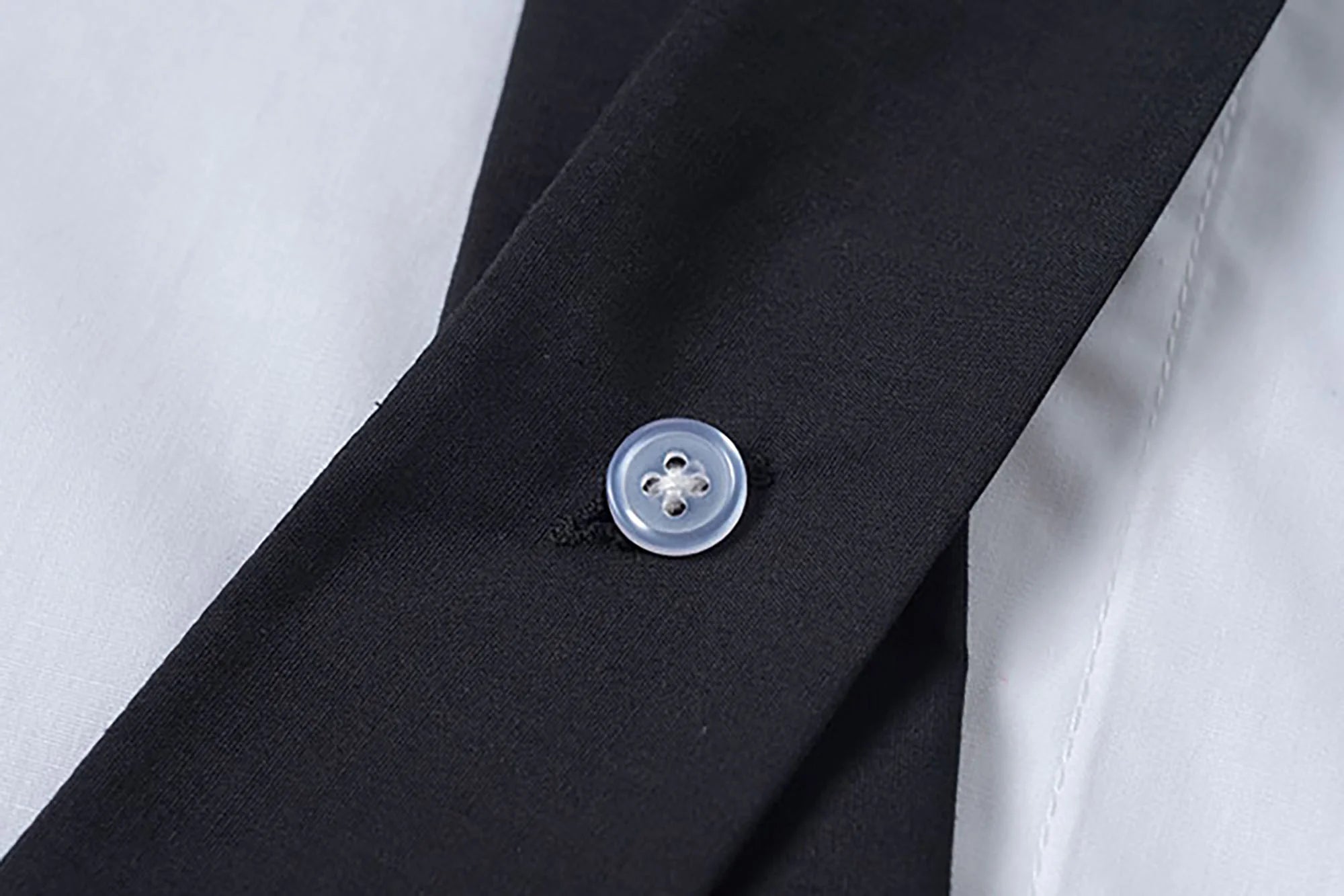 TUIMU Cross Tie Detachable Sleeve Shirt