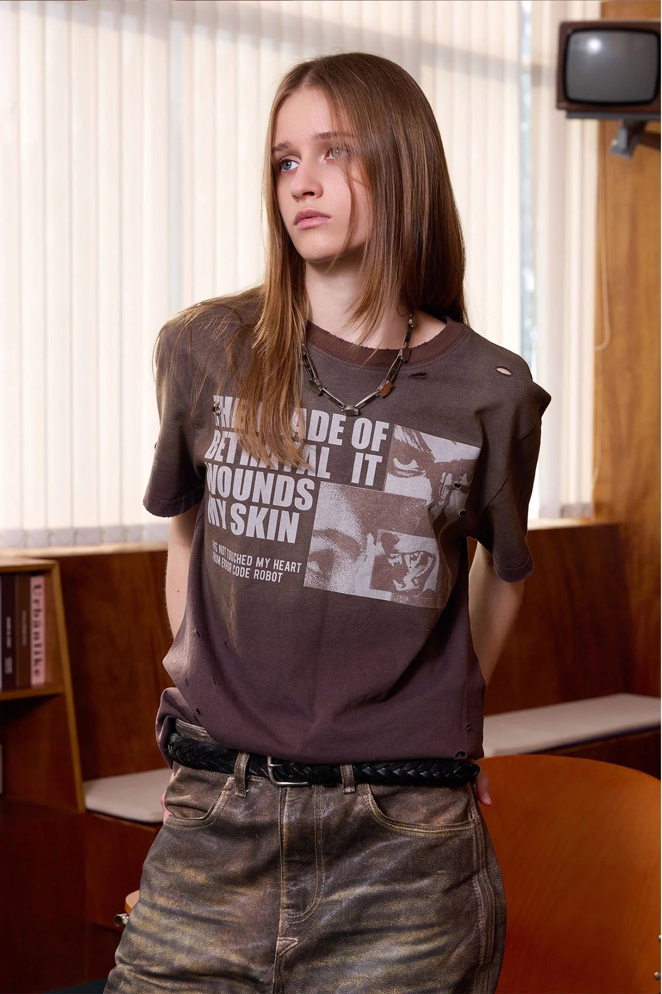 ERROR CODE ROBOT Destroyed Heavy Washed Graphic Tee