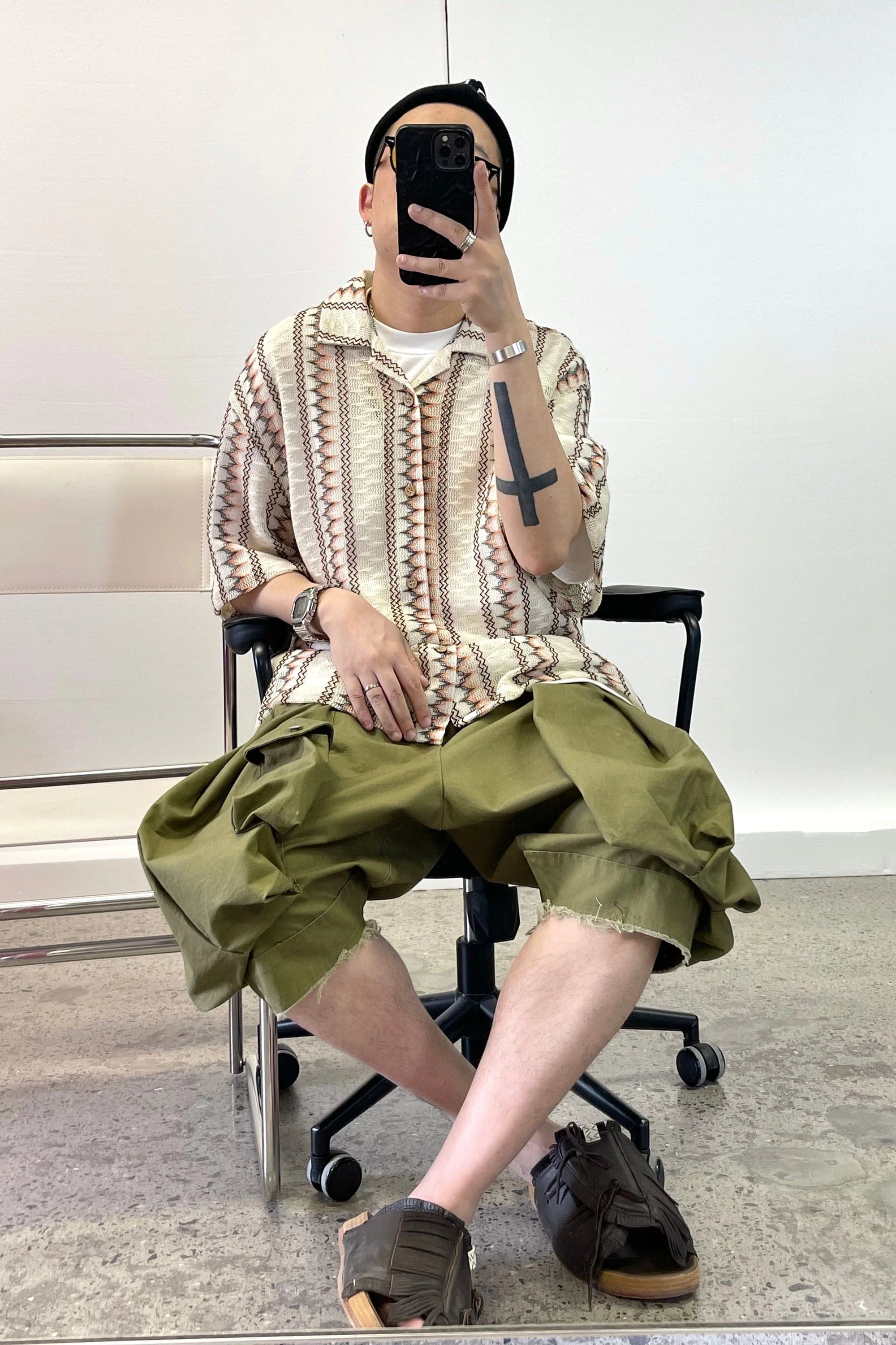 ME DA IGUAL Geometric Ripple Crochet Half Shirt